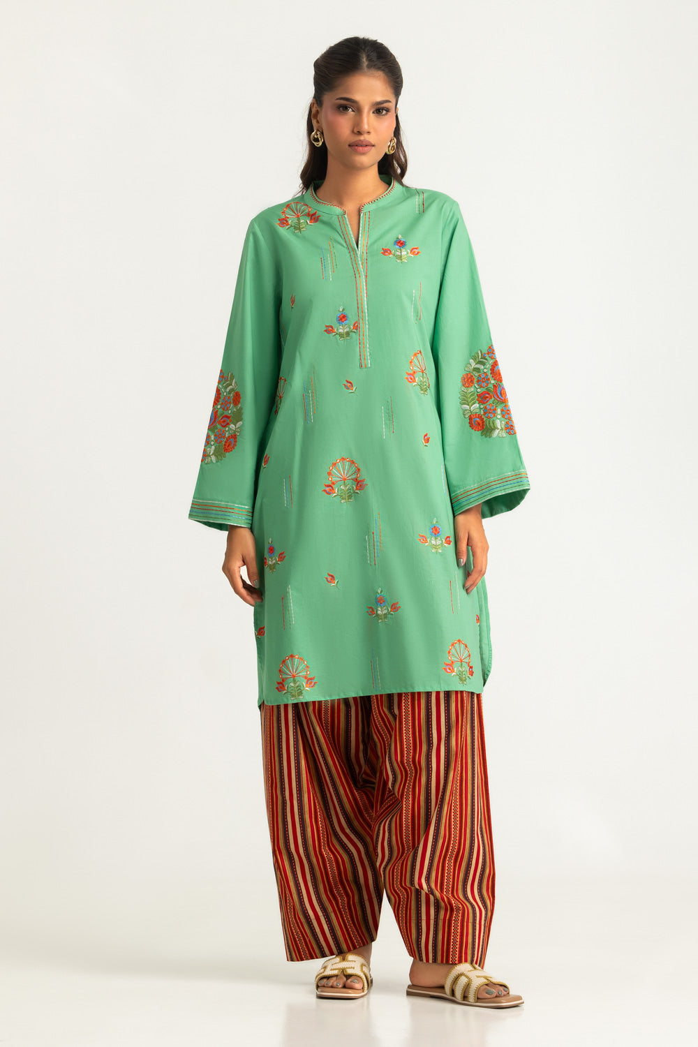 Cambric Embroidered Shirt And Print Shalwar