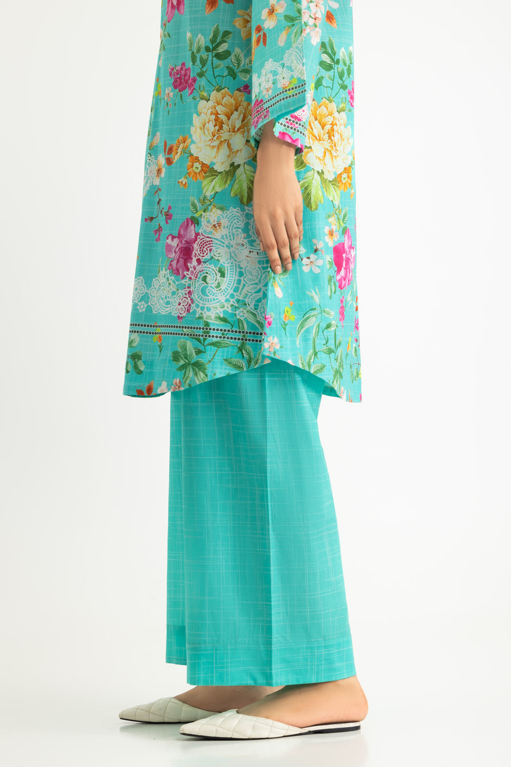 Cambric Printed Co-Ord Set With Embroidered