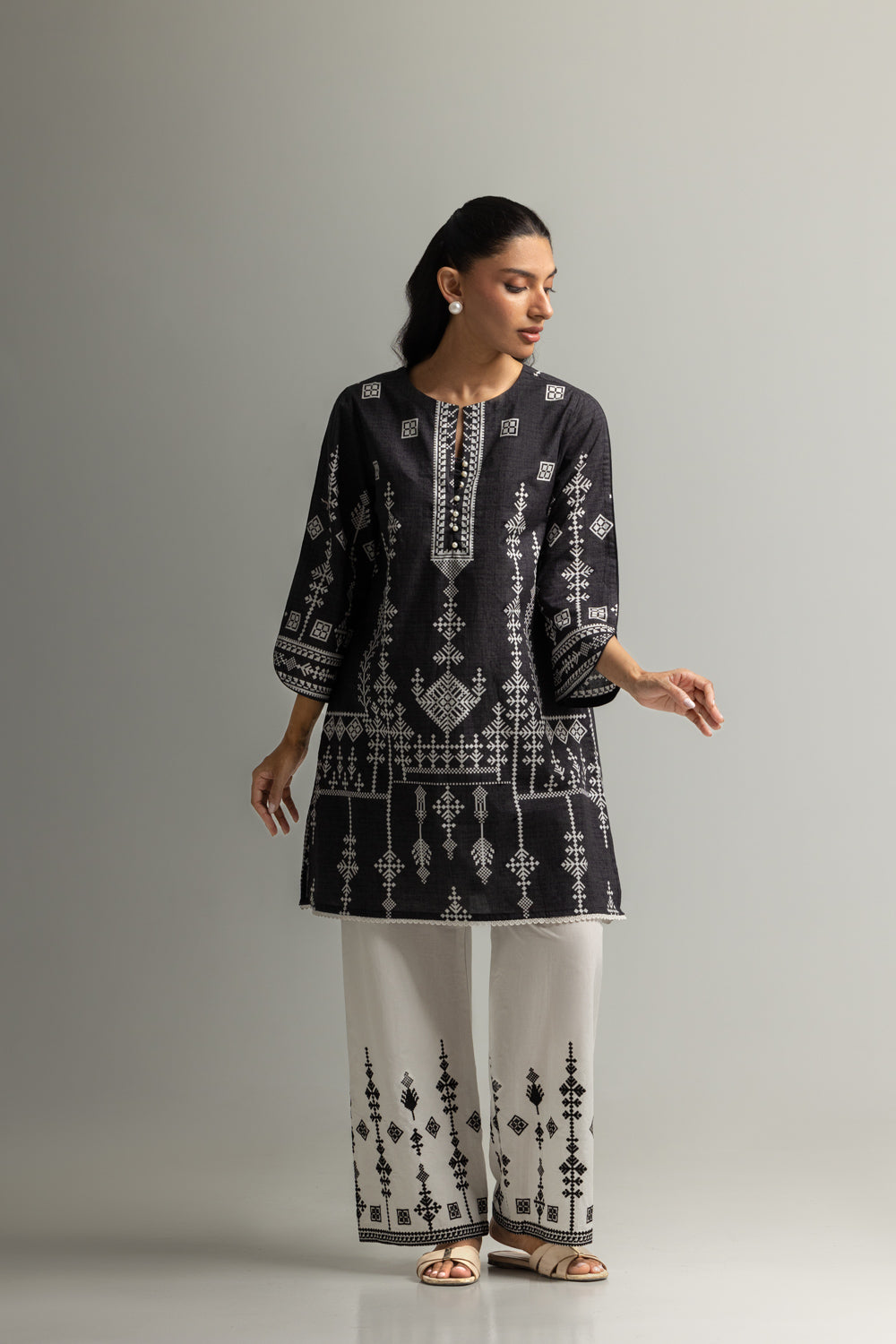 Cambric Printed Co-Ord Set With Embroidered