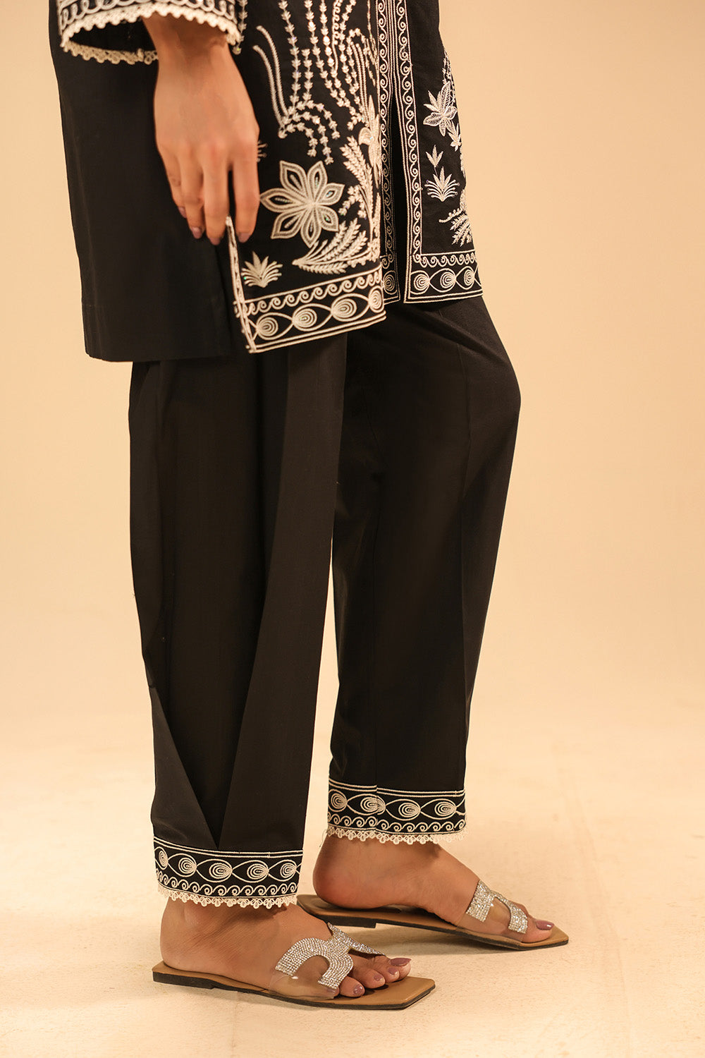 Cotton Bana Dora Embroidered Co-Ord Set