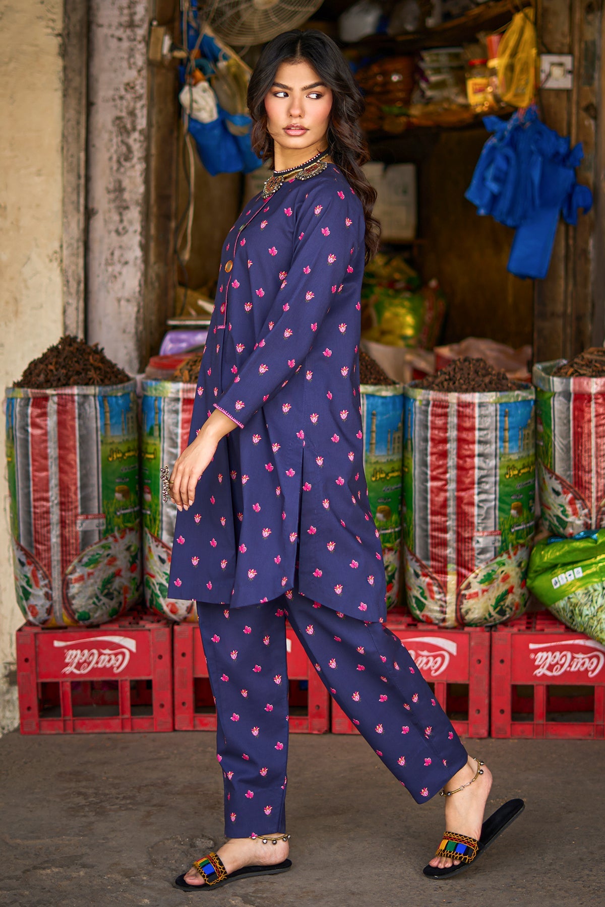 2-PC  Printed Lawn  CPM-6-204