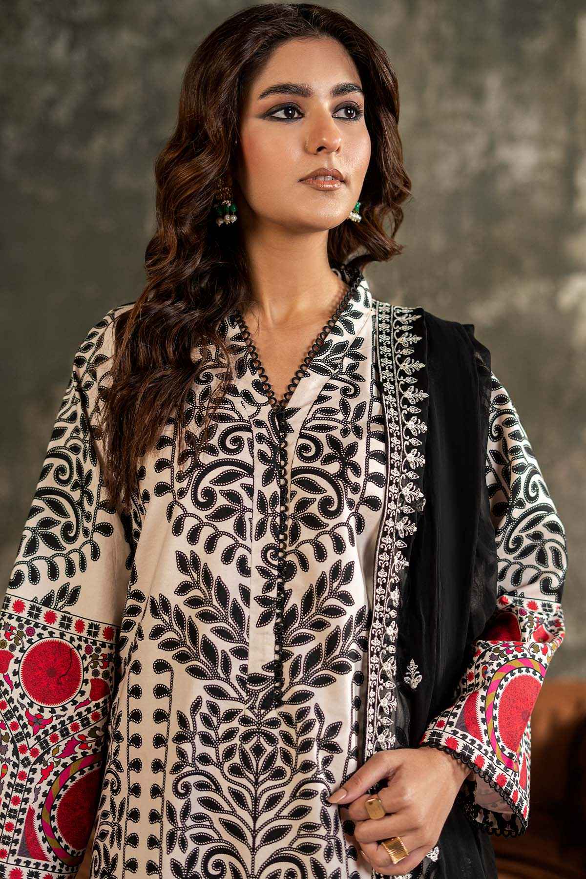 3-PC Stitched Embroidered  Lawn  SLC27-03P