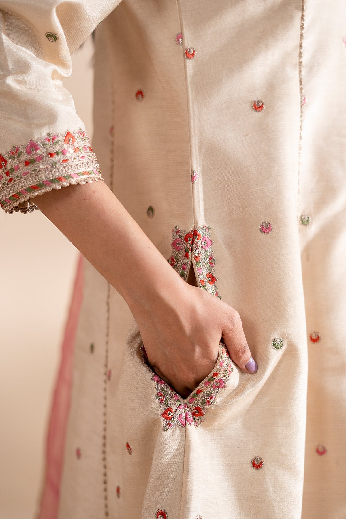 3-PC Embroidered Silk CMA-6-390