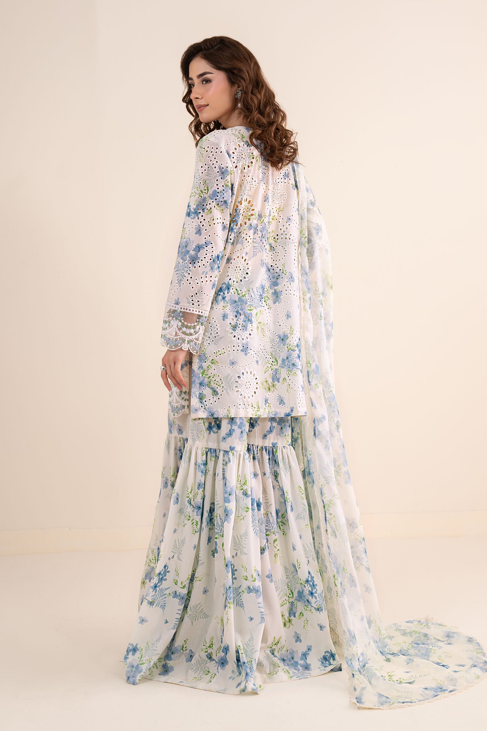 3 Piece Embroidered Lawn Suit