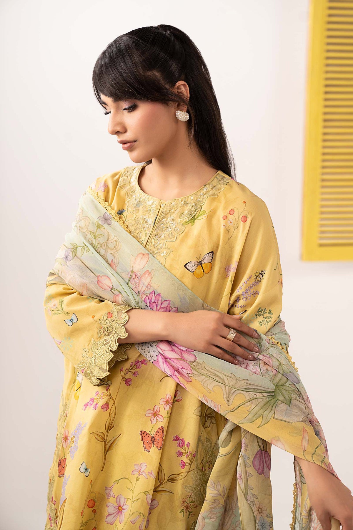 3 Piece Embroidered Lawn Suit