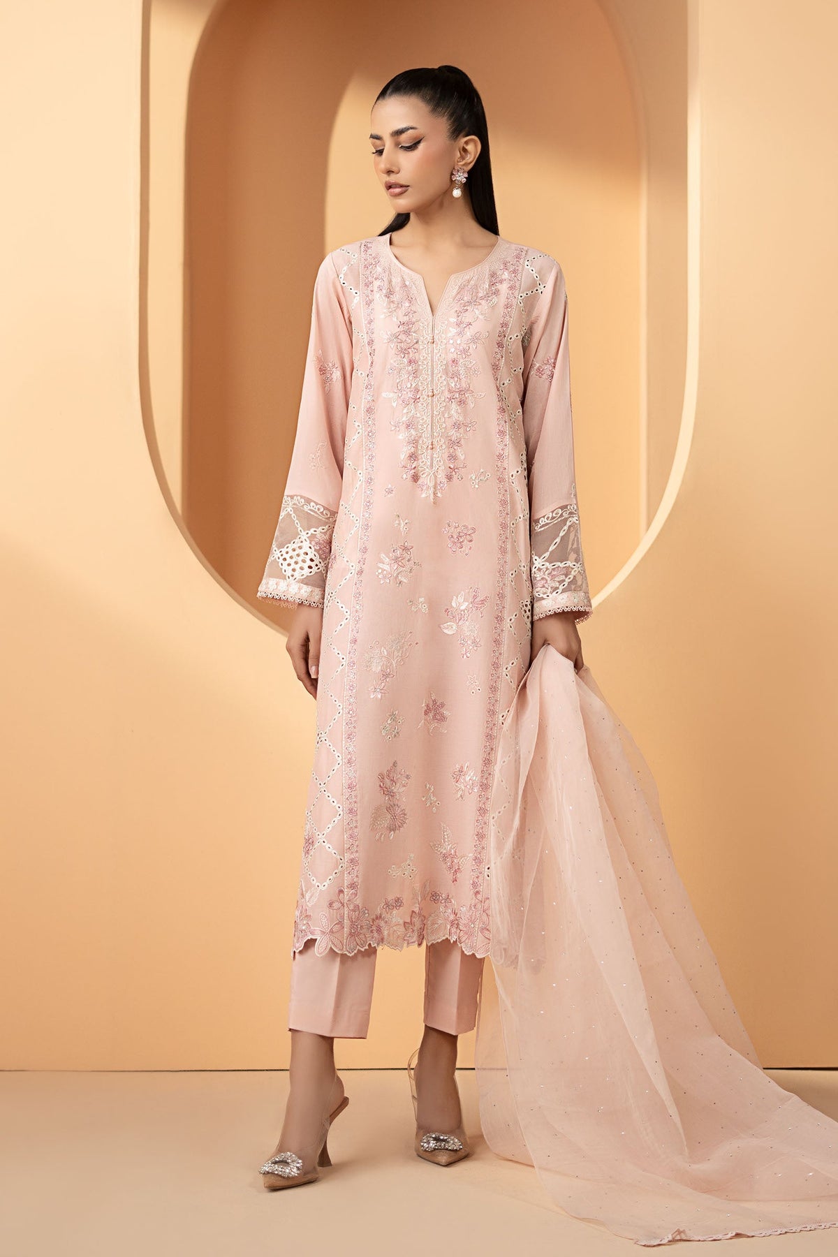 3 Piece Embroidered Lawn Suit