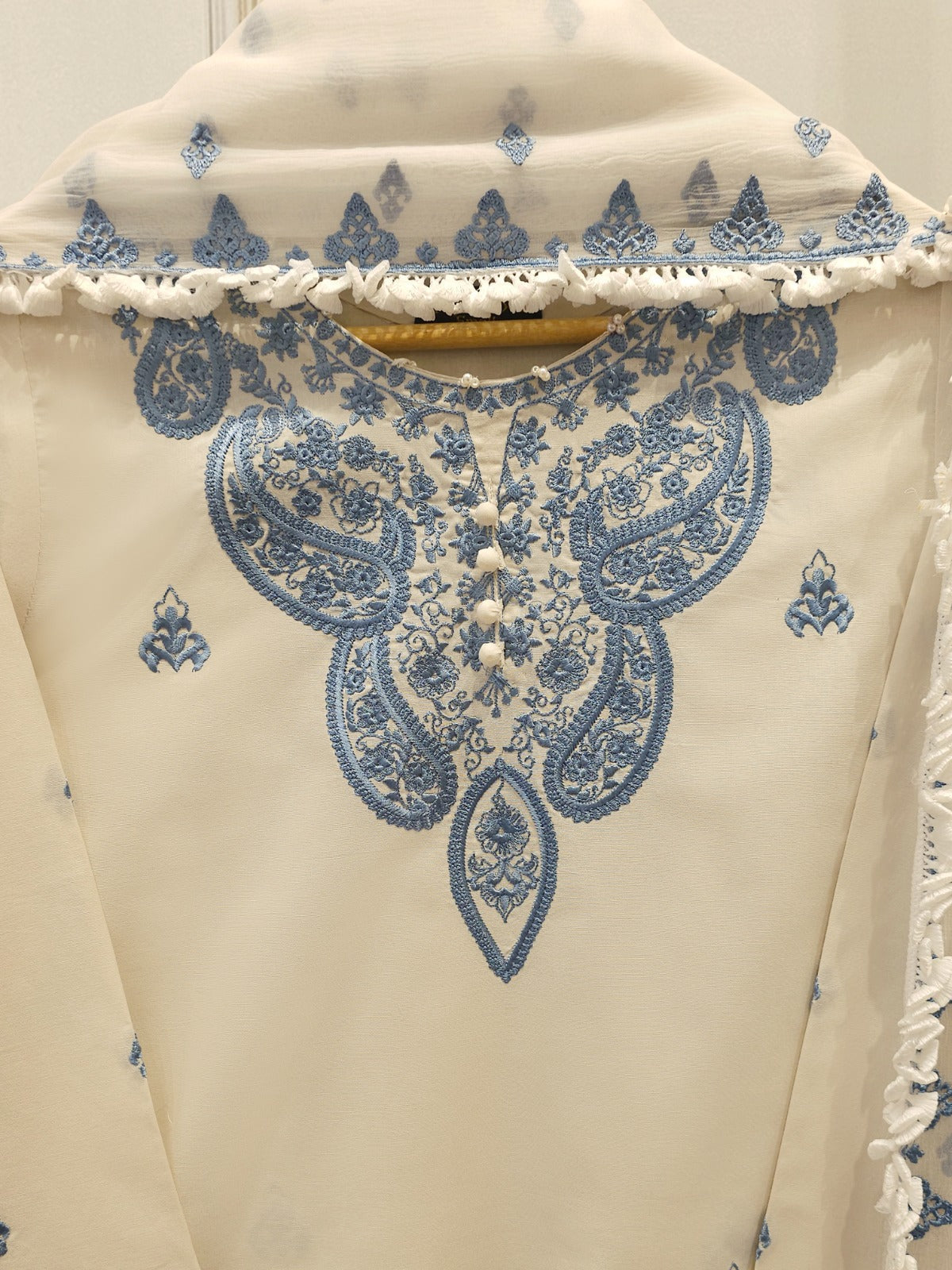 3 Piece - Embroidered Cambric Suit S113281
