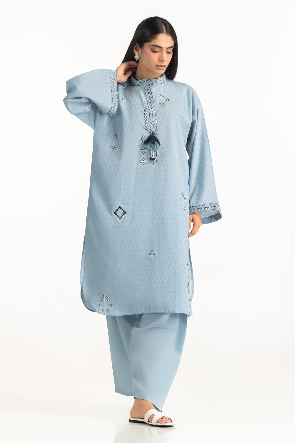 Jacquard Embroidered Shirt And Dyed Shalwar