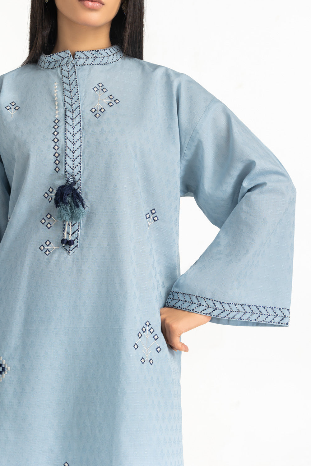 Jacquard Embroidered Shirt And Dyed Shalwar
