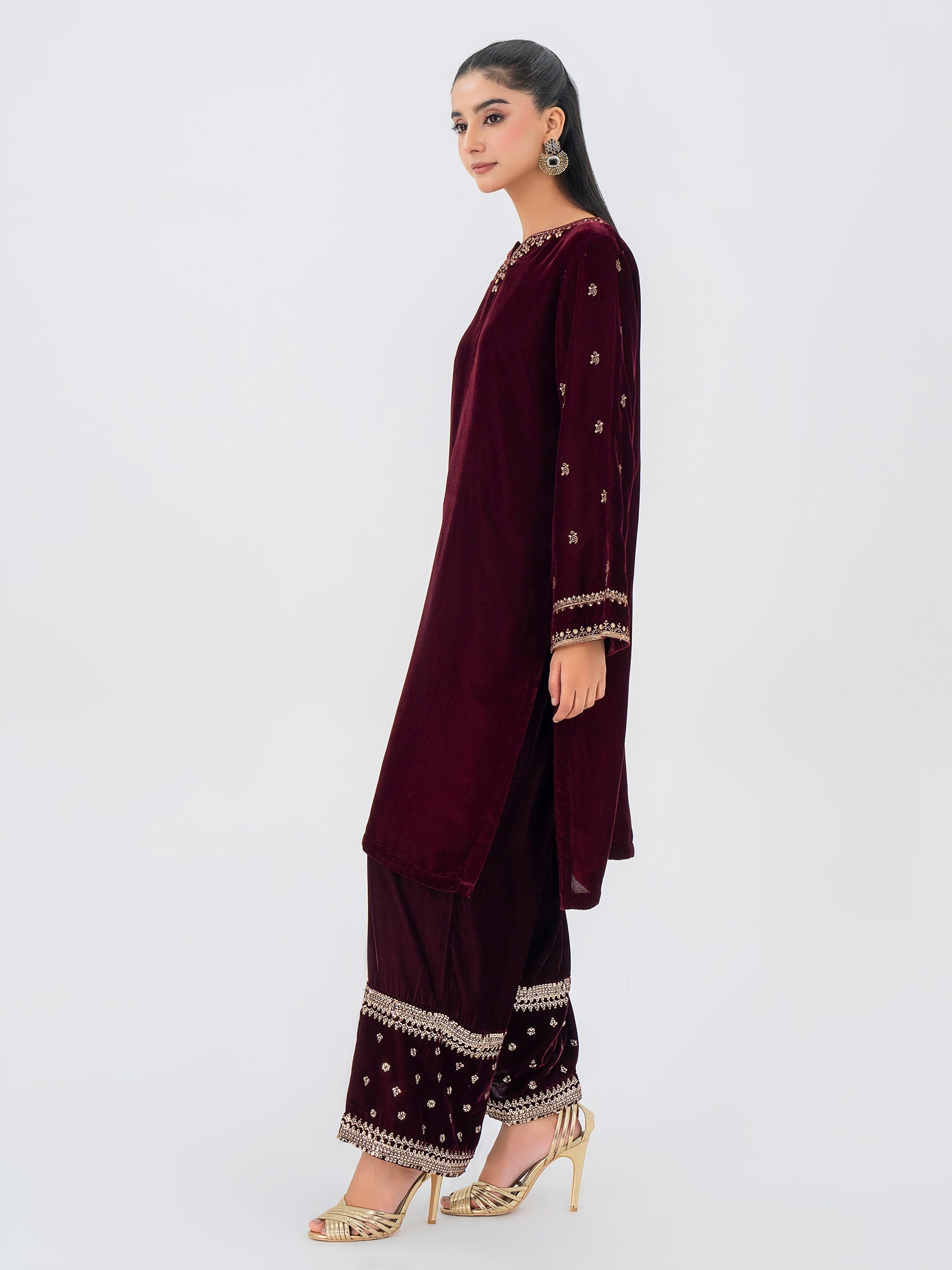 2 Piece Velvet Suit-Embroidered (Pret)