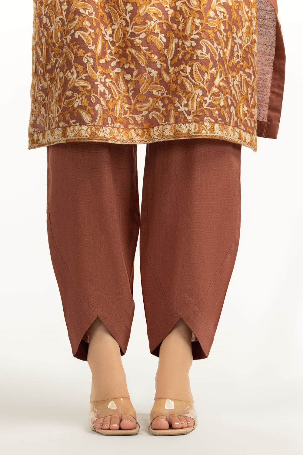 Karandi Embroidered Co-Ord Set
