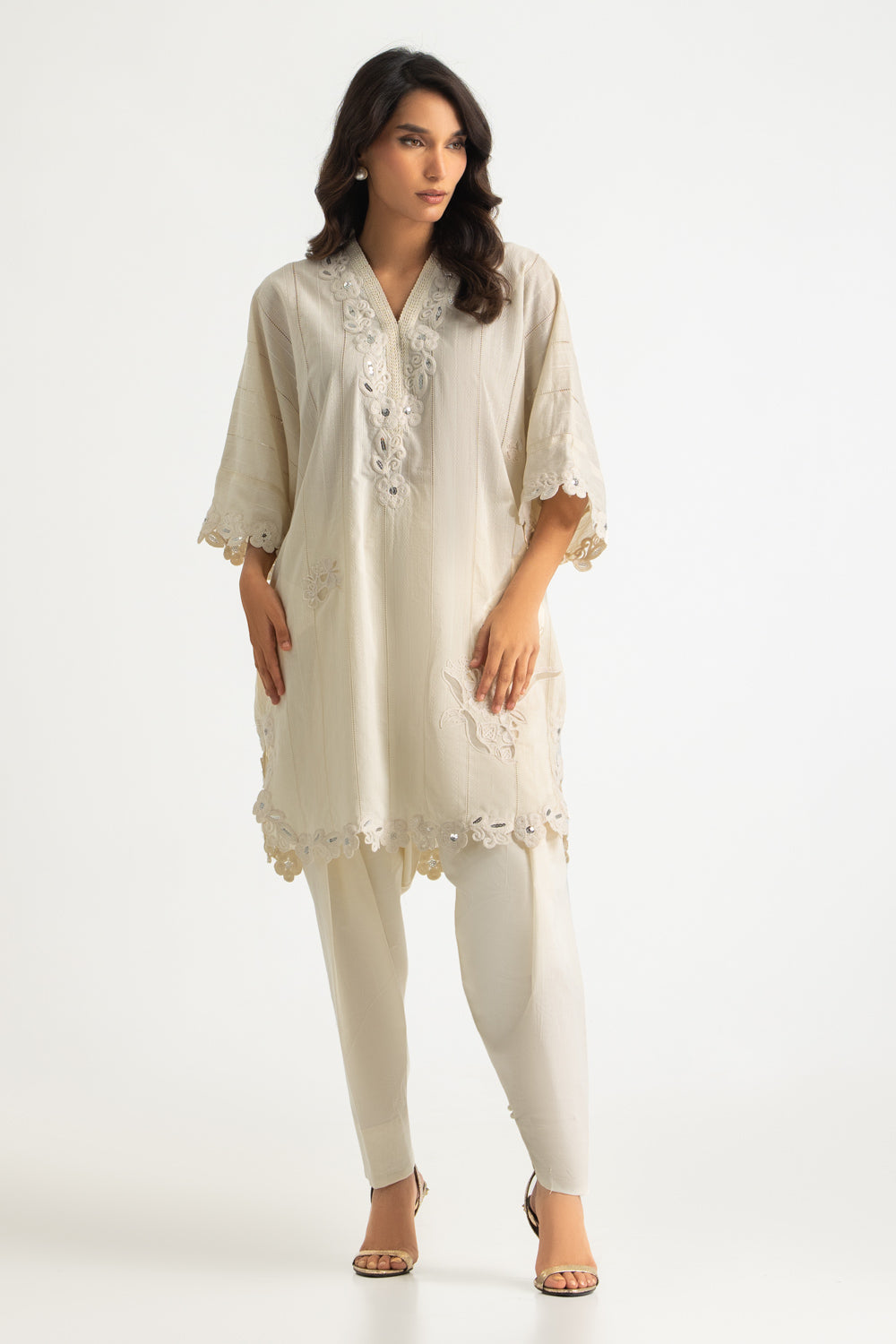 Leno kara Embroidered Shirt And Dyed Trouser