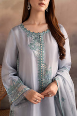 3 Piece Embroidered Tassel Silk Suit