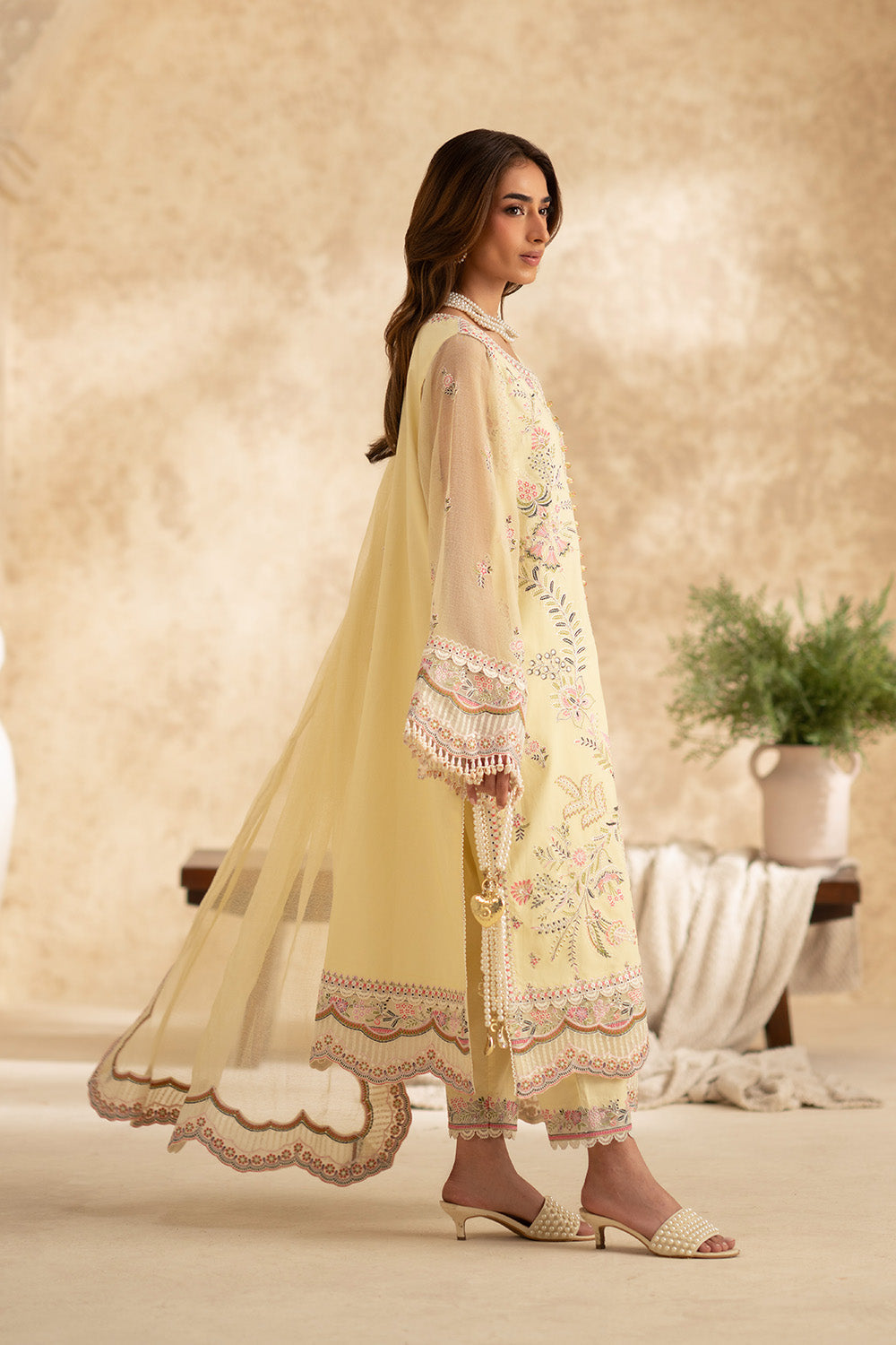 YUVRANI - MSS6298