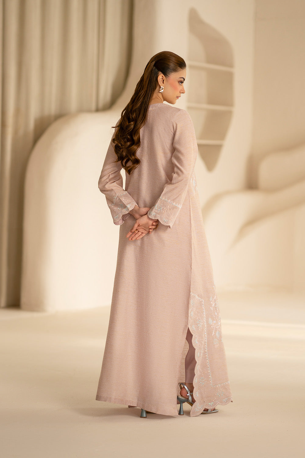 NOVIQUE - MSS6884