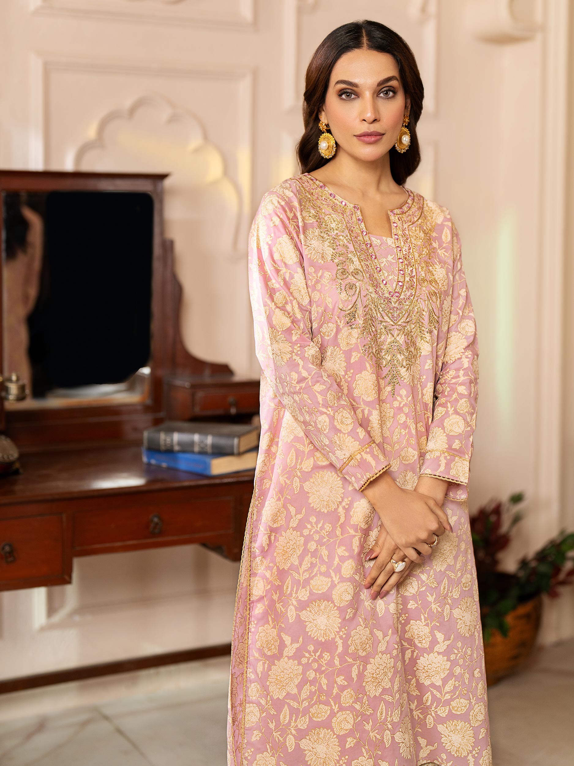 2 Piece Lawn Suit- Embroidered (Pret)