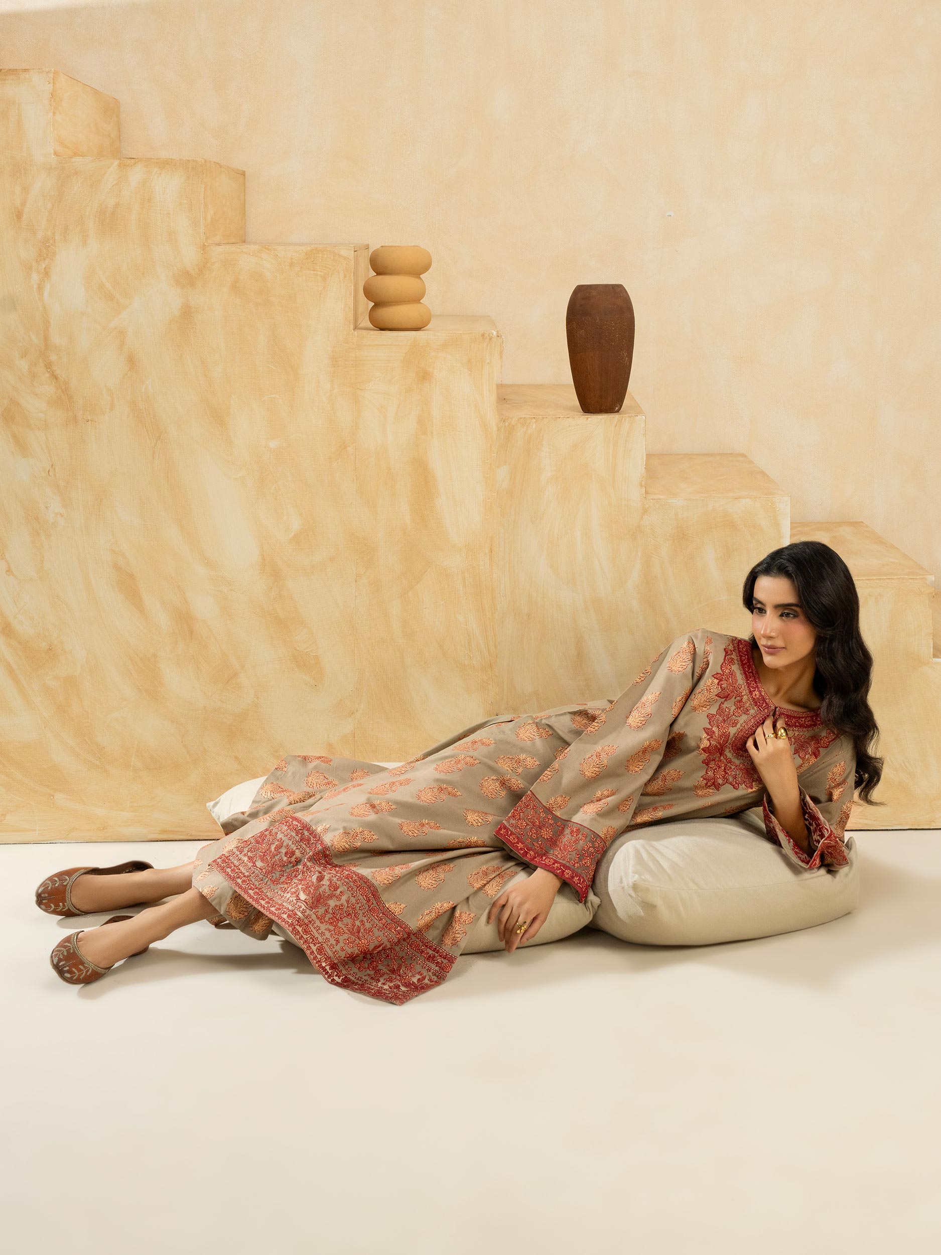 2 Piece Cotton Suit-Embroidered (Pret)