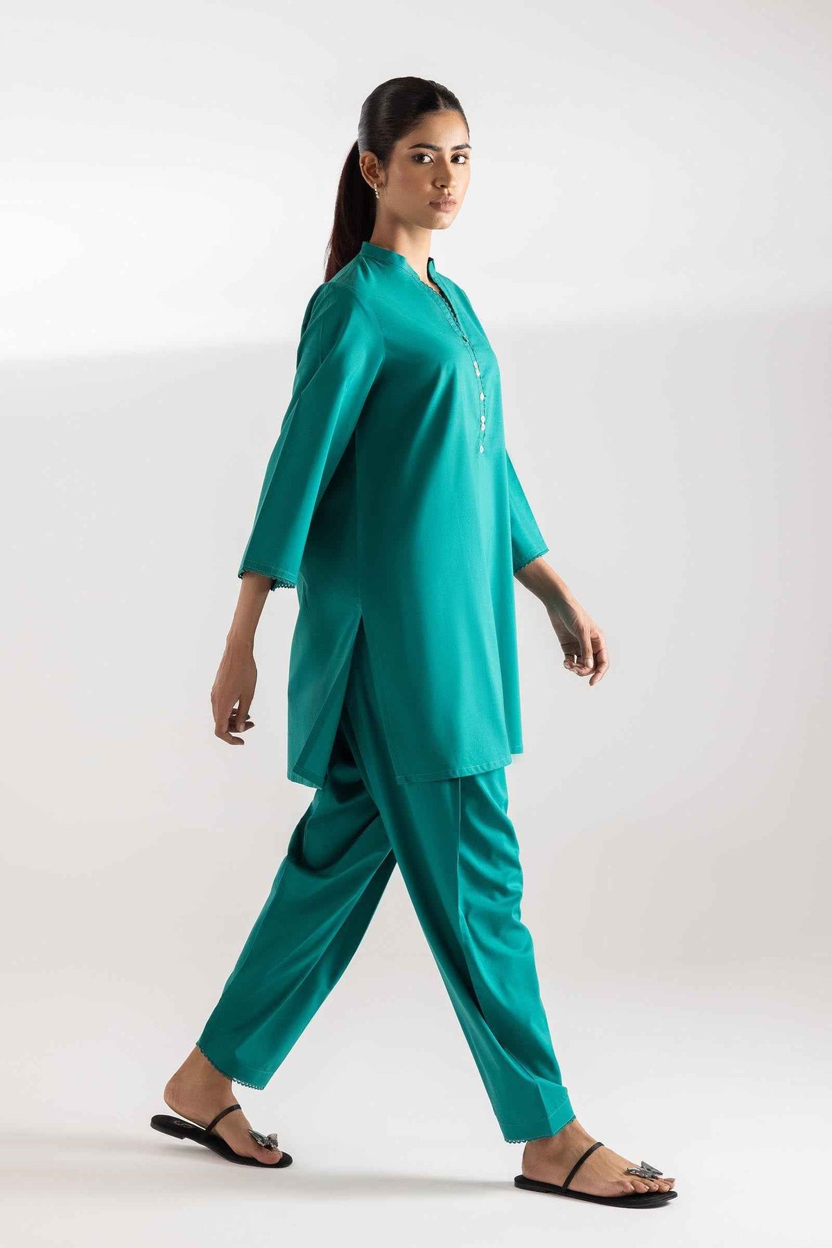 Stitched Dyed Lawn Set
