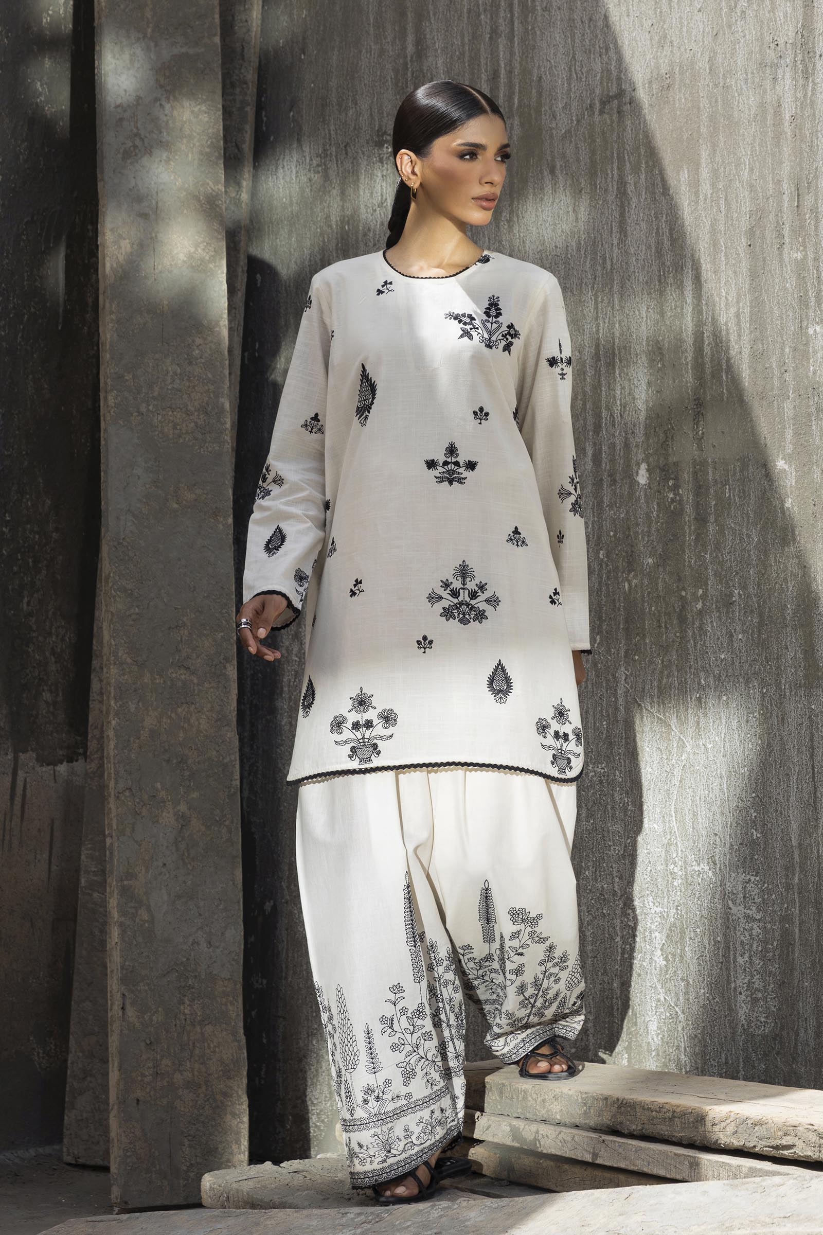 Stitched Embroidered Lawn Shirt+Farshi Shalwar