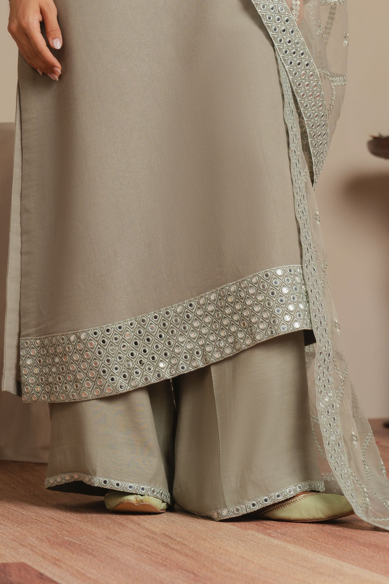 MINT GLOW-3PC (SHIRT, TROUSER & DUPATTA)