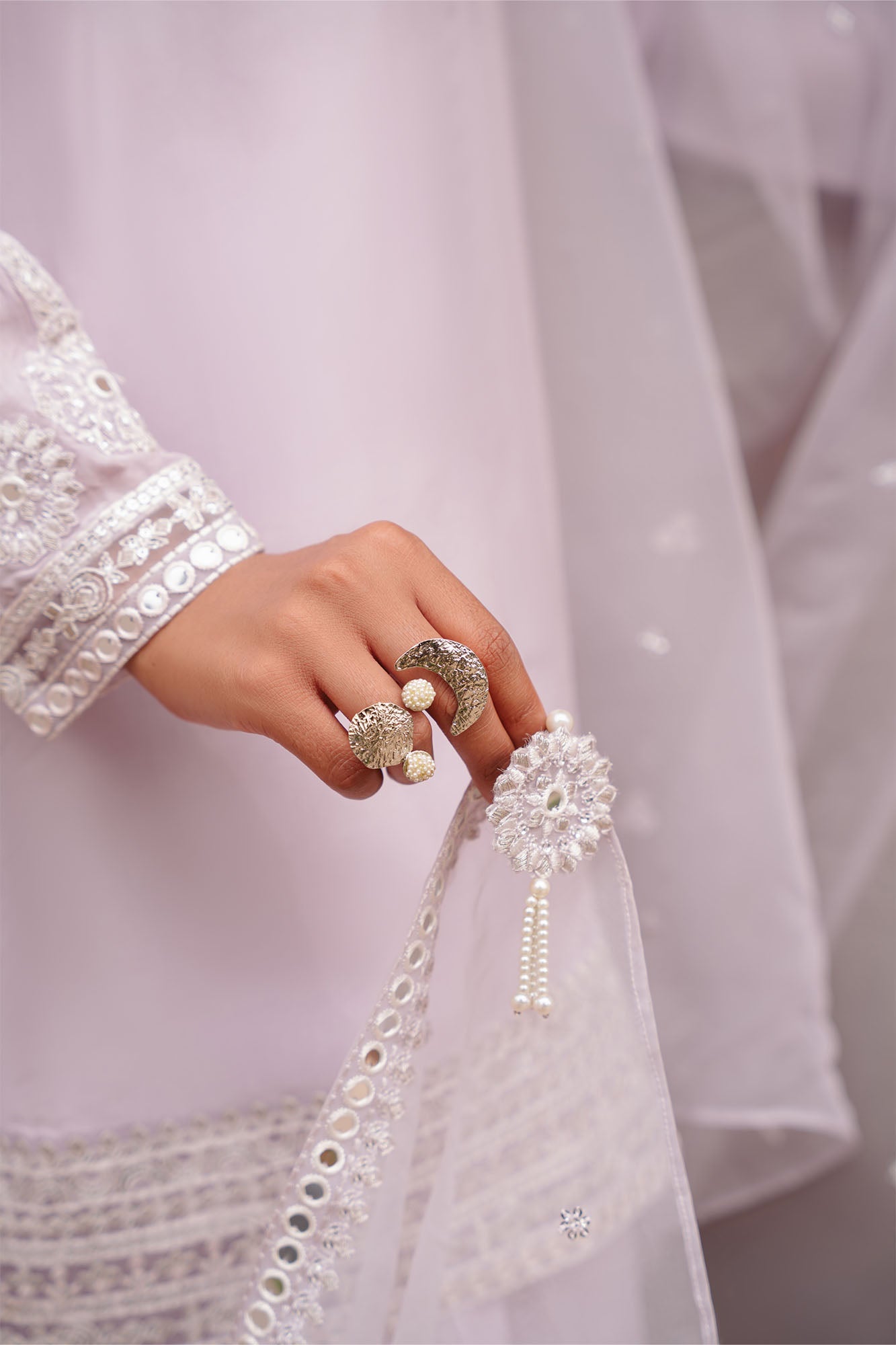 TWILIGHT GLEAM -3PC (SHIRT, SHALWAR & DUPATTA)