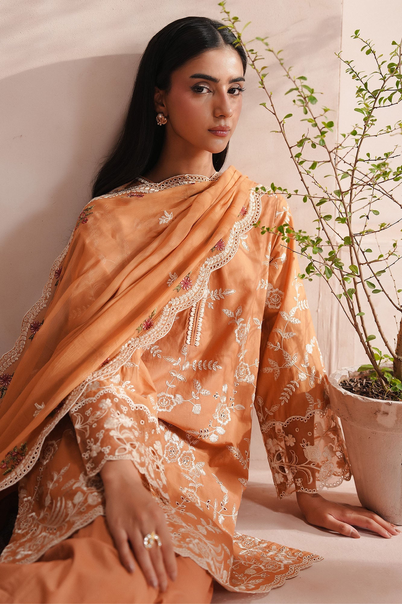 SUN GLOW-3PC (SHIRT, TROUSER & DUPATTA)