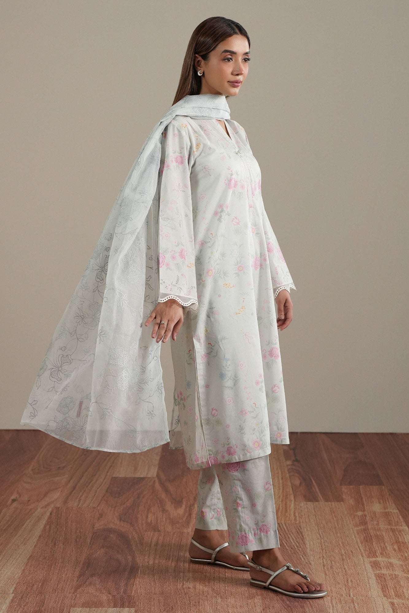 VOYAGE GARDEN-3PC (SHIRT, TROUSER & DUPATTA)