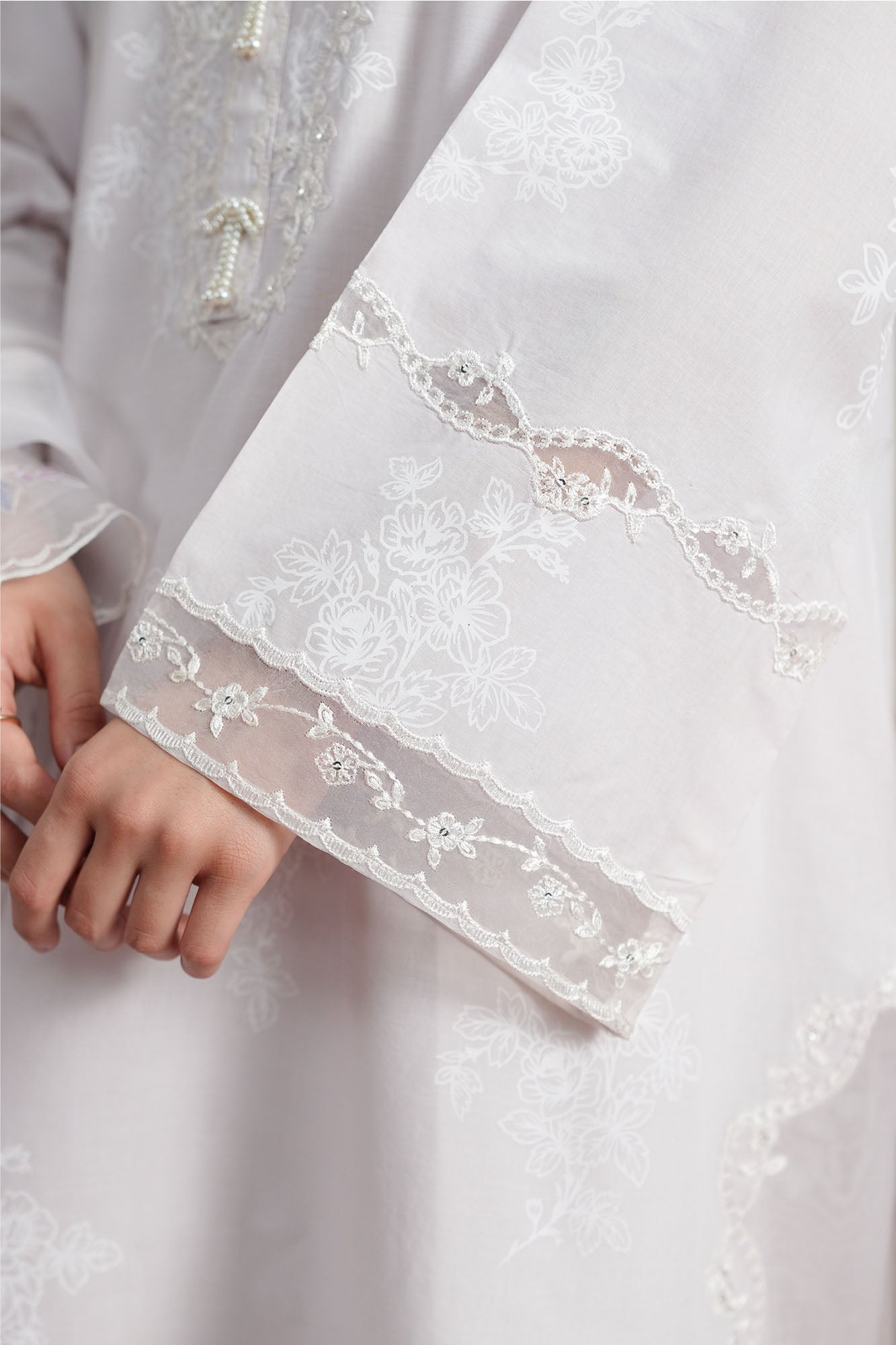 LILAC MUSE-2PC (SHIRT & DUPATTA)