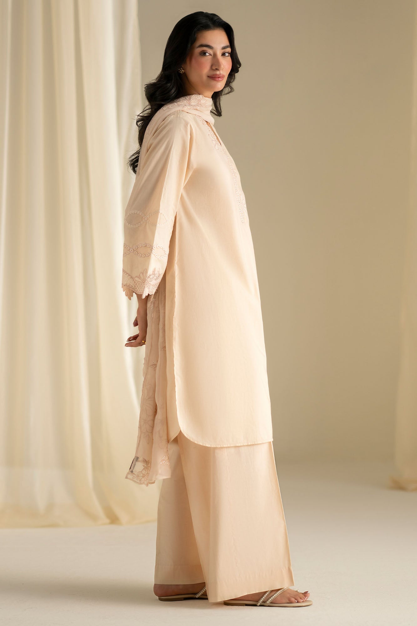 TULIP-3PC (SHIRT, TROUSER & DUPATTA)