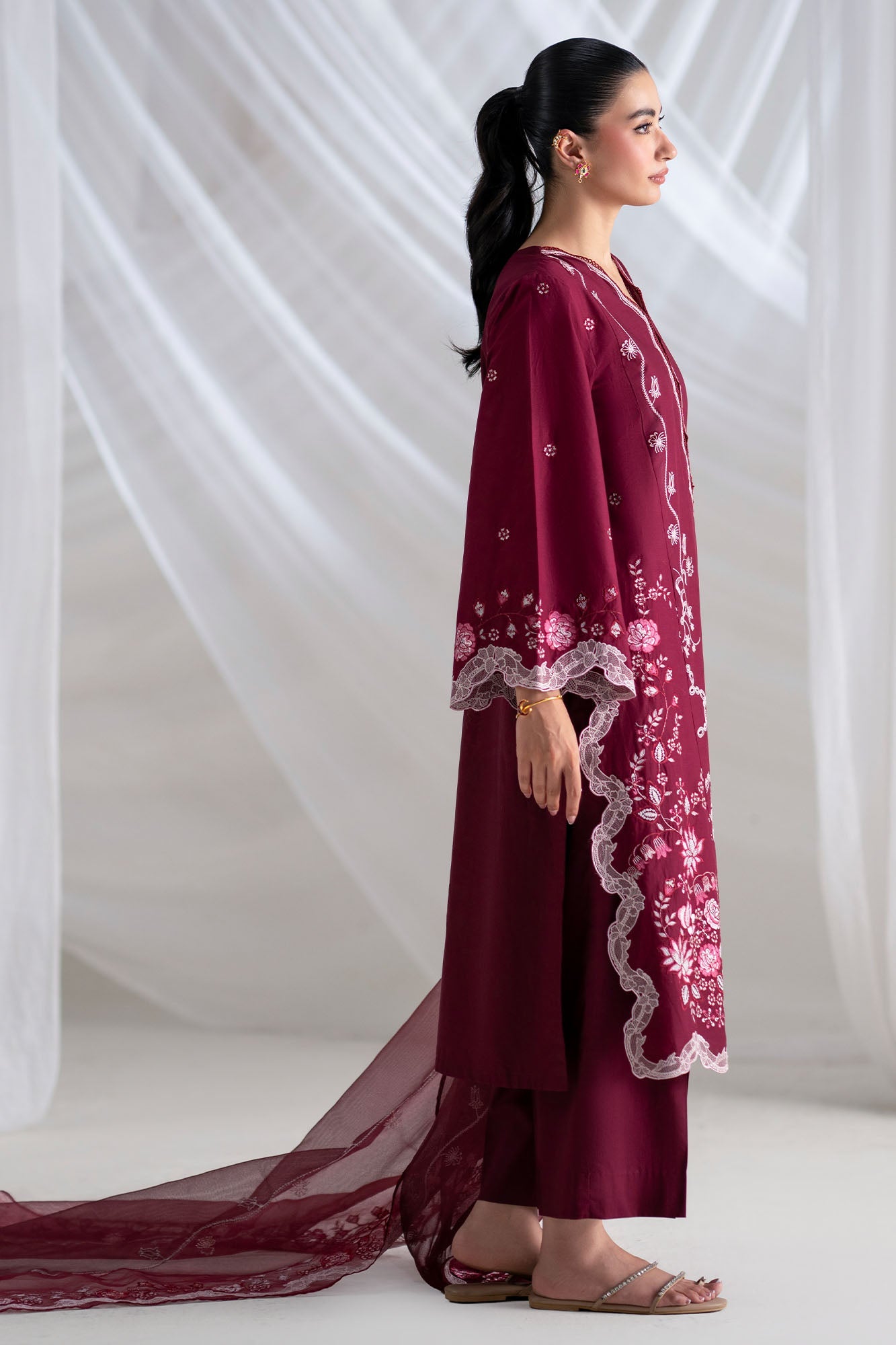 CRIMSON-3PC (SHIRT, TROUSER & DUPATTA)