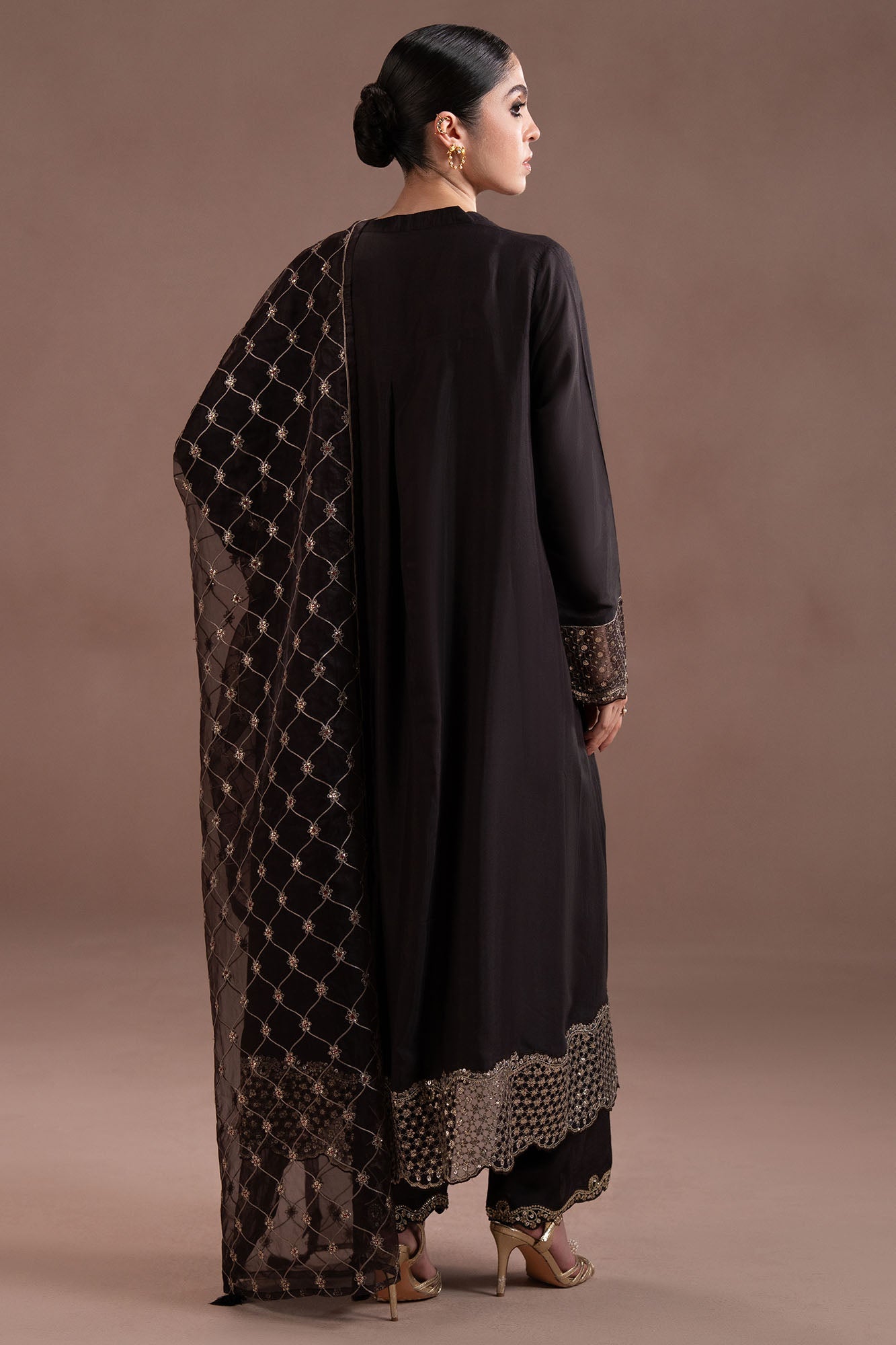 GOLDEN OAK-3PC (SHIRT, TROUSER & DUPATTA)