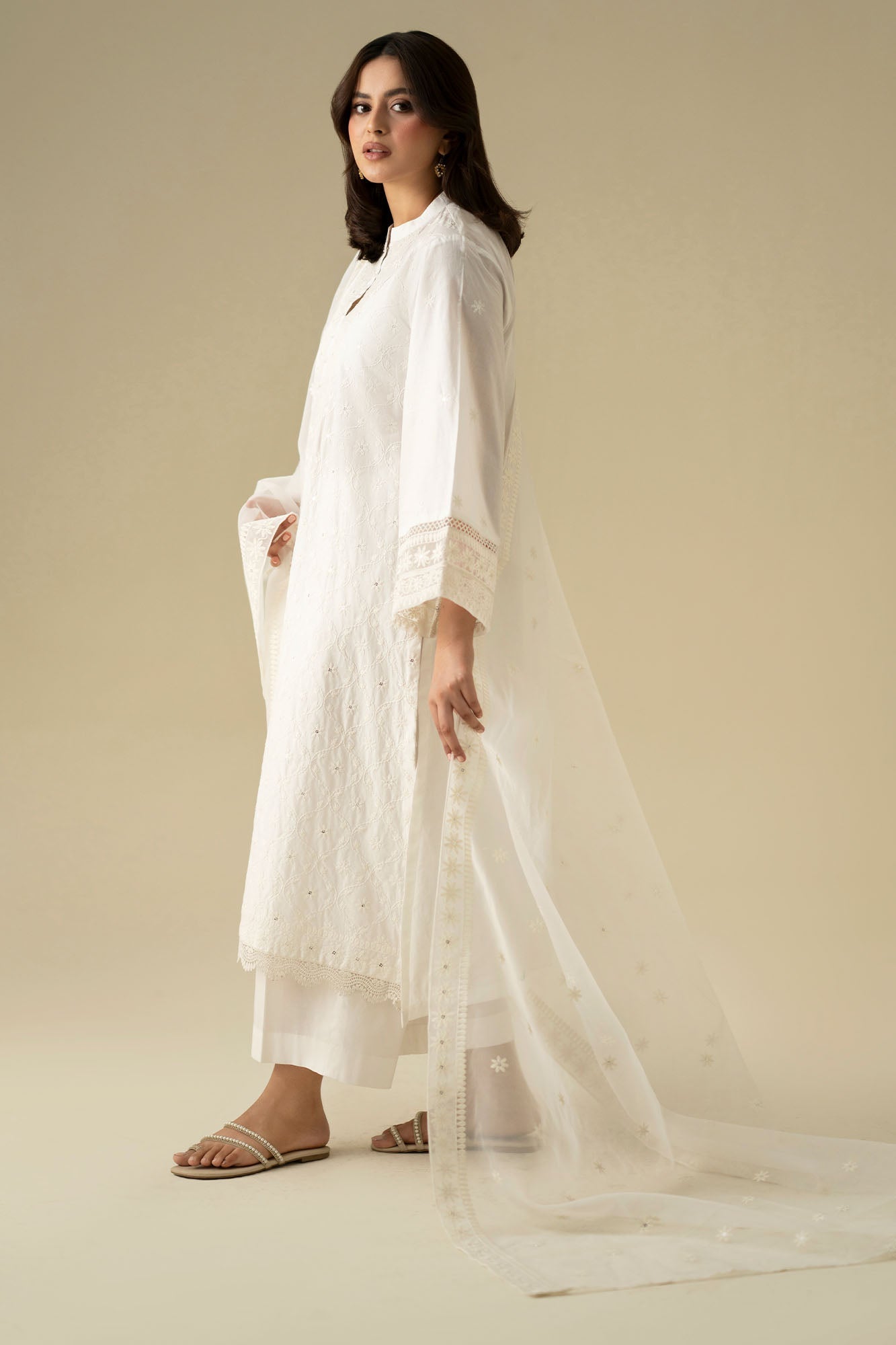 FLORAL WHITE-2PC (SHIRT & DUPATTA)