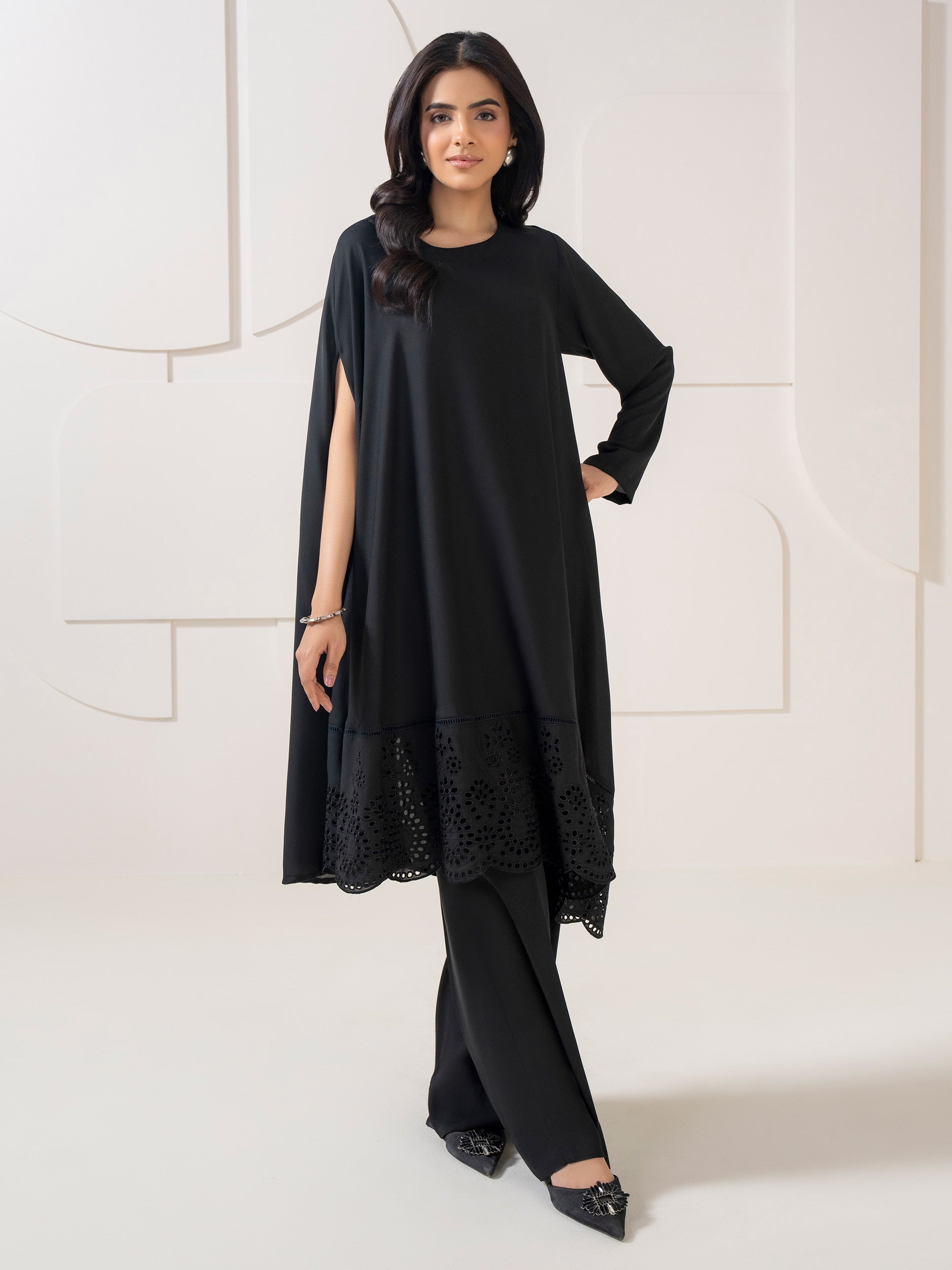 2 Piece Grip Suit-Embroidered (Pret)