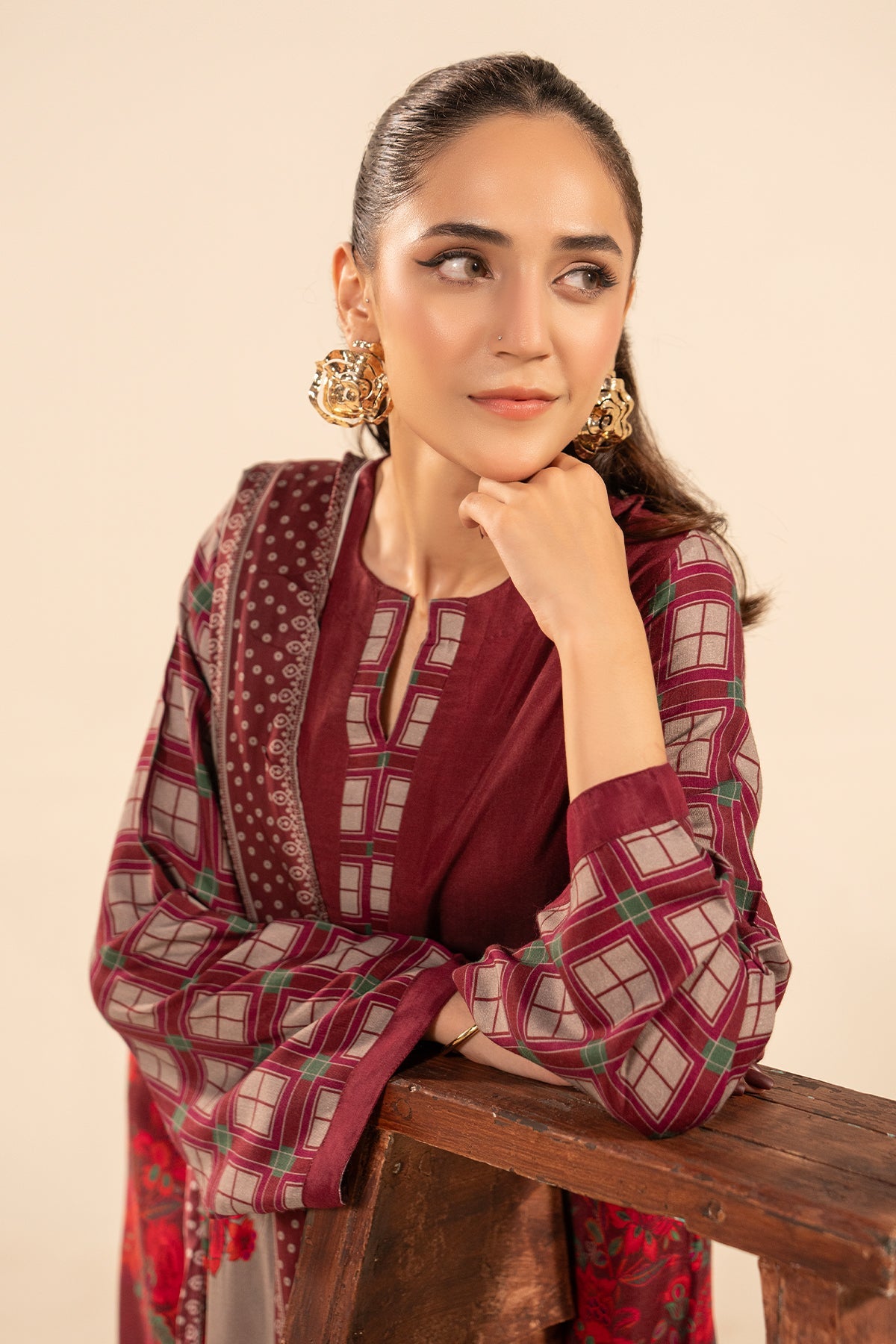 2-PC Embroidered  CPM-5-066A