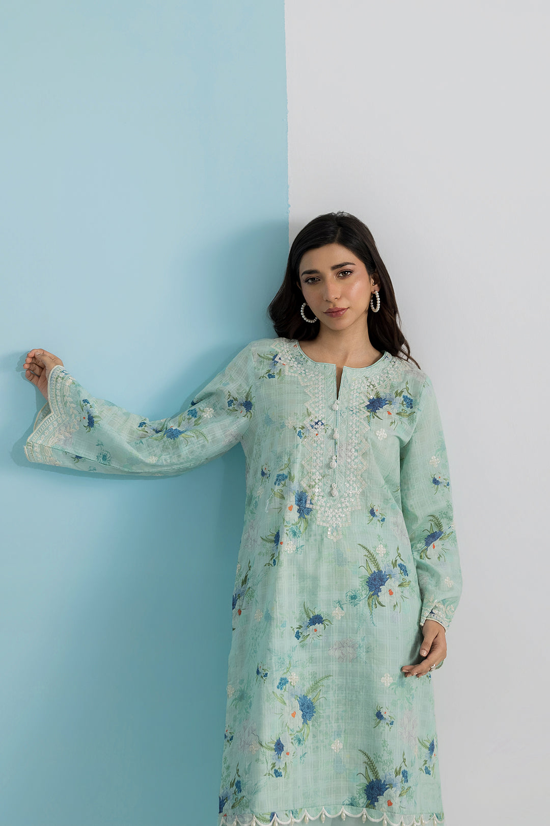 Embroidered Kurta Trouser - 2126