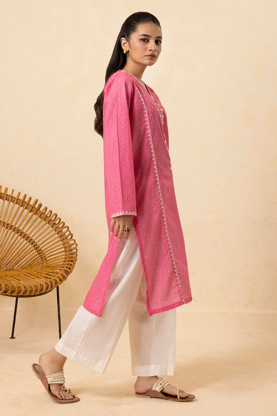 Embroidered Kurta - 2073