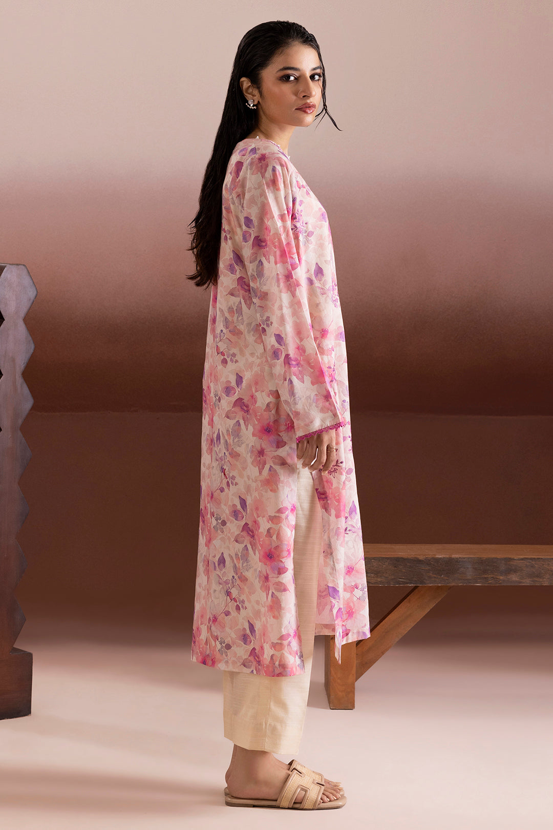 Embroidered Kurta - 2213
