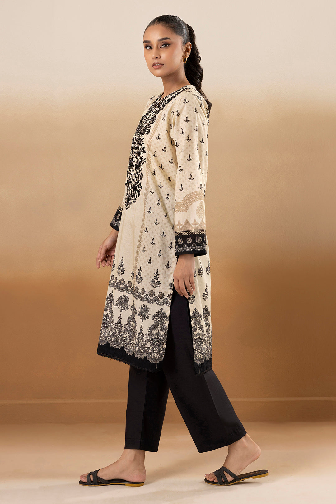 Embroidered Kurta - 2275