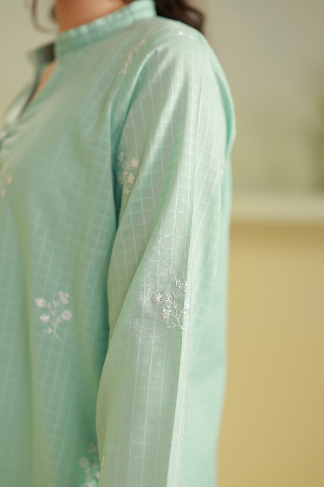 Embroidered Kurta - 2614