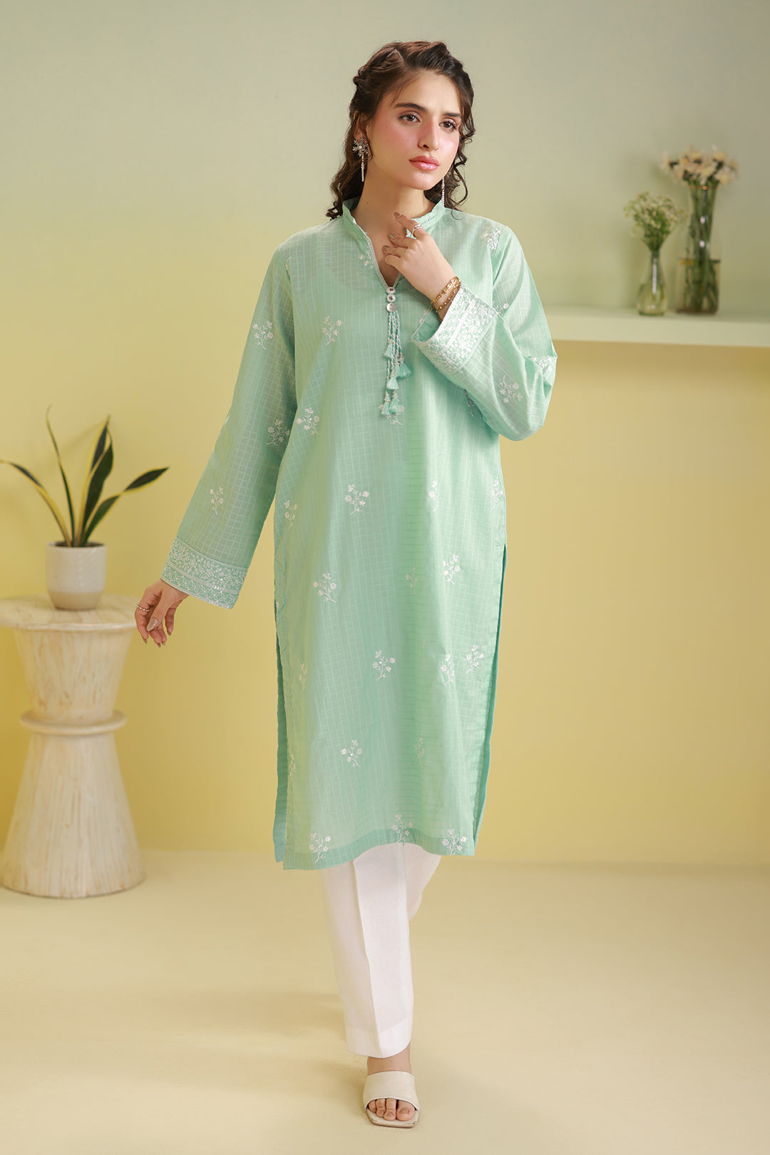Embroidered Kurta - 2614