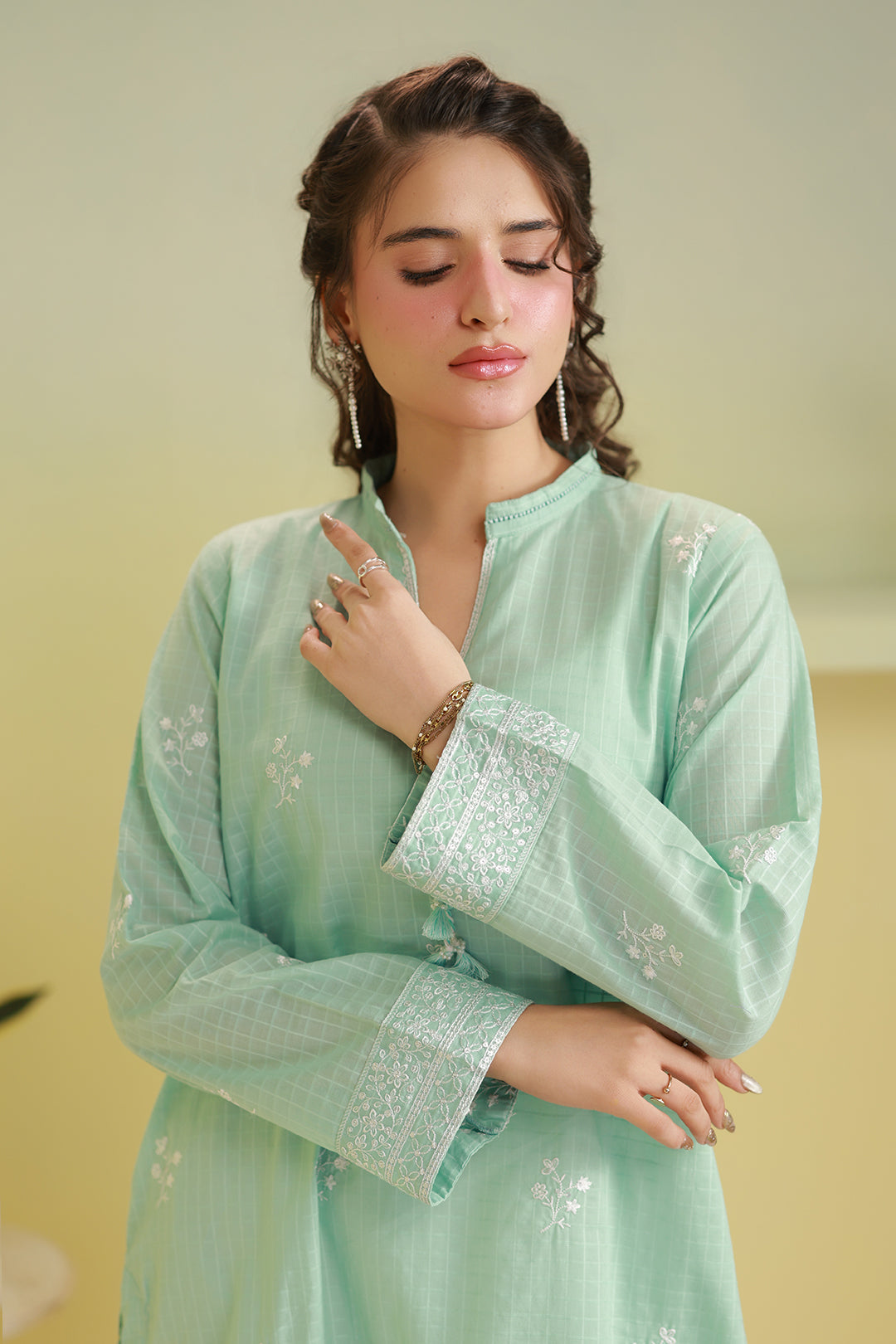 Embroidered Kurta - 2614