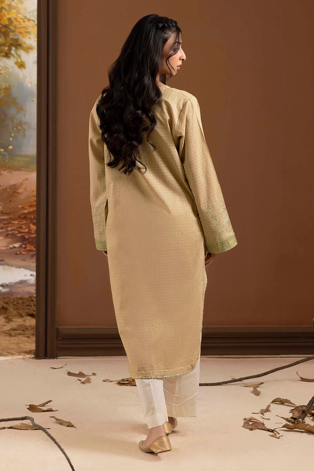 Embroidered Kurta - 2615
