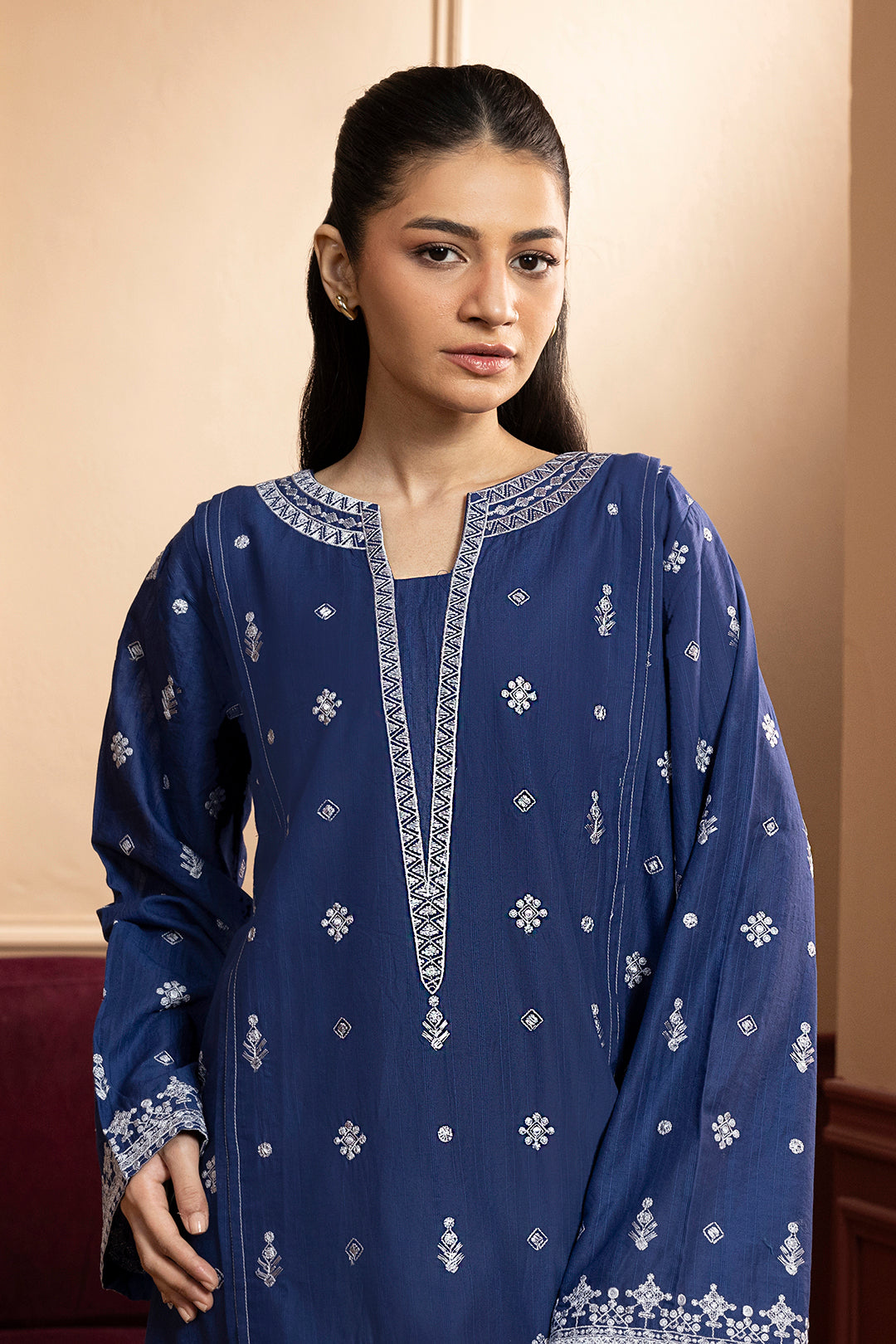Embroidered Kurta - 2619
