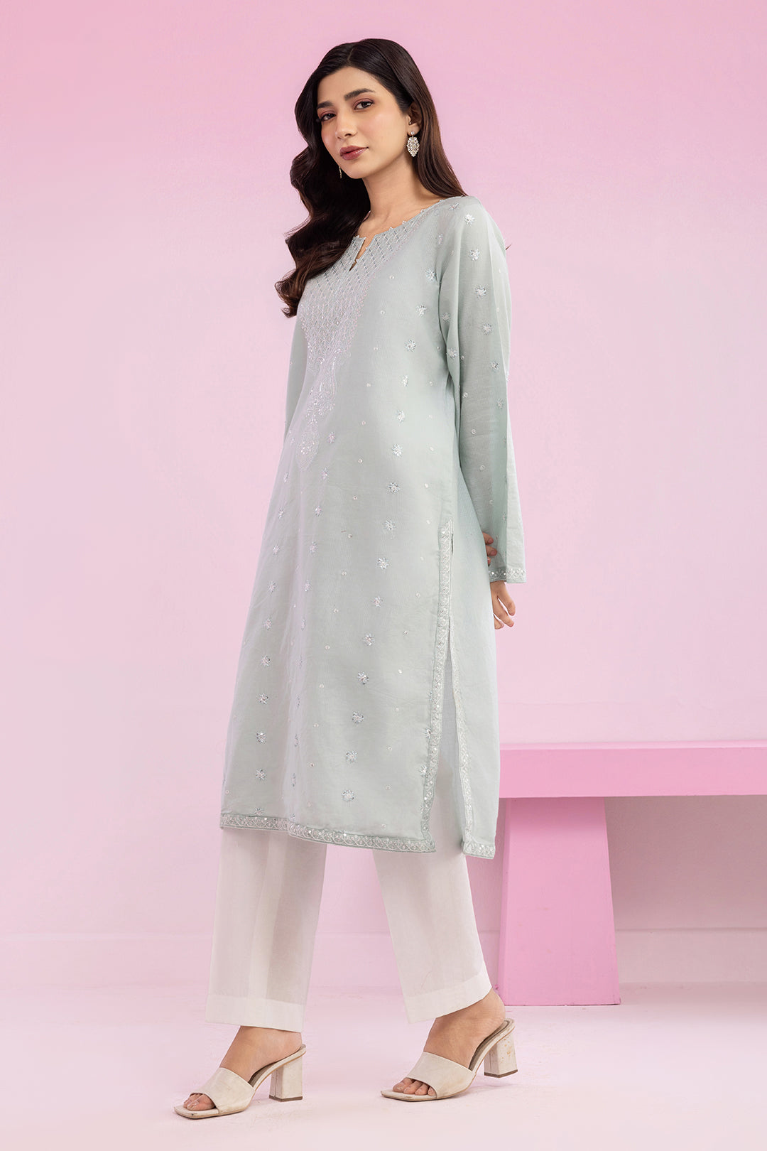 Embroidered Kurta - 2659