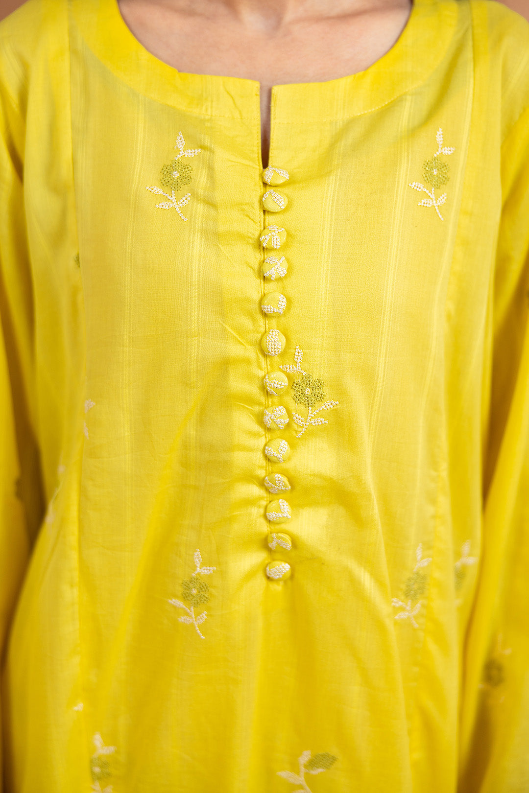 Embroidered Kurta Trouser - 1690