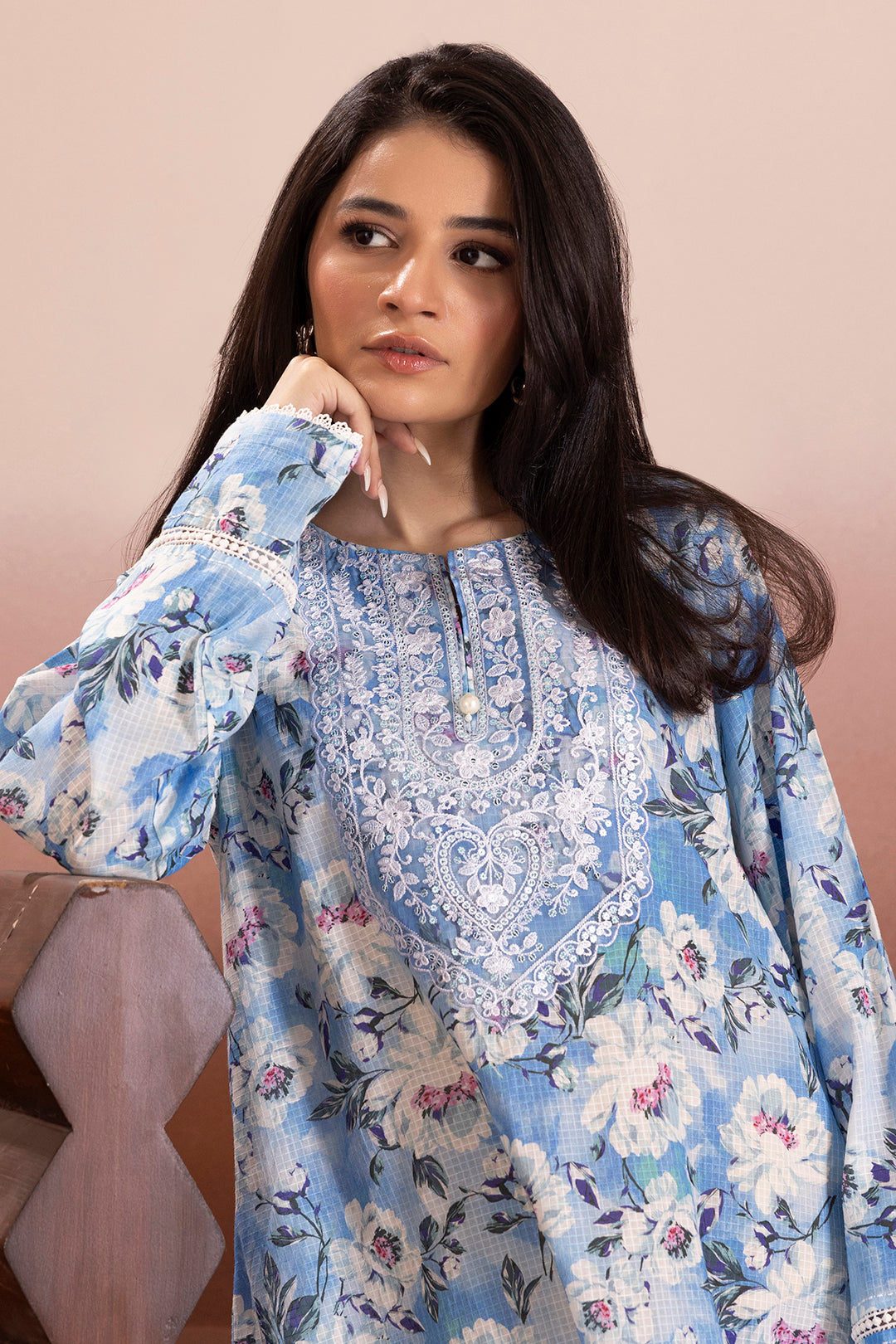 Embroidered Kurta Trouser - 2051