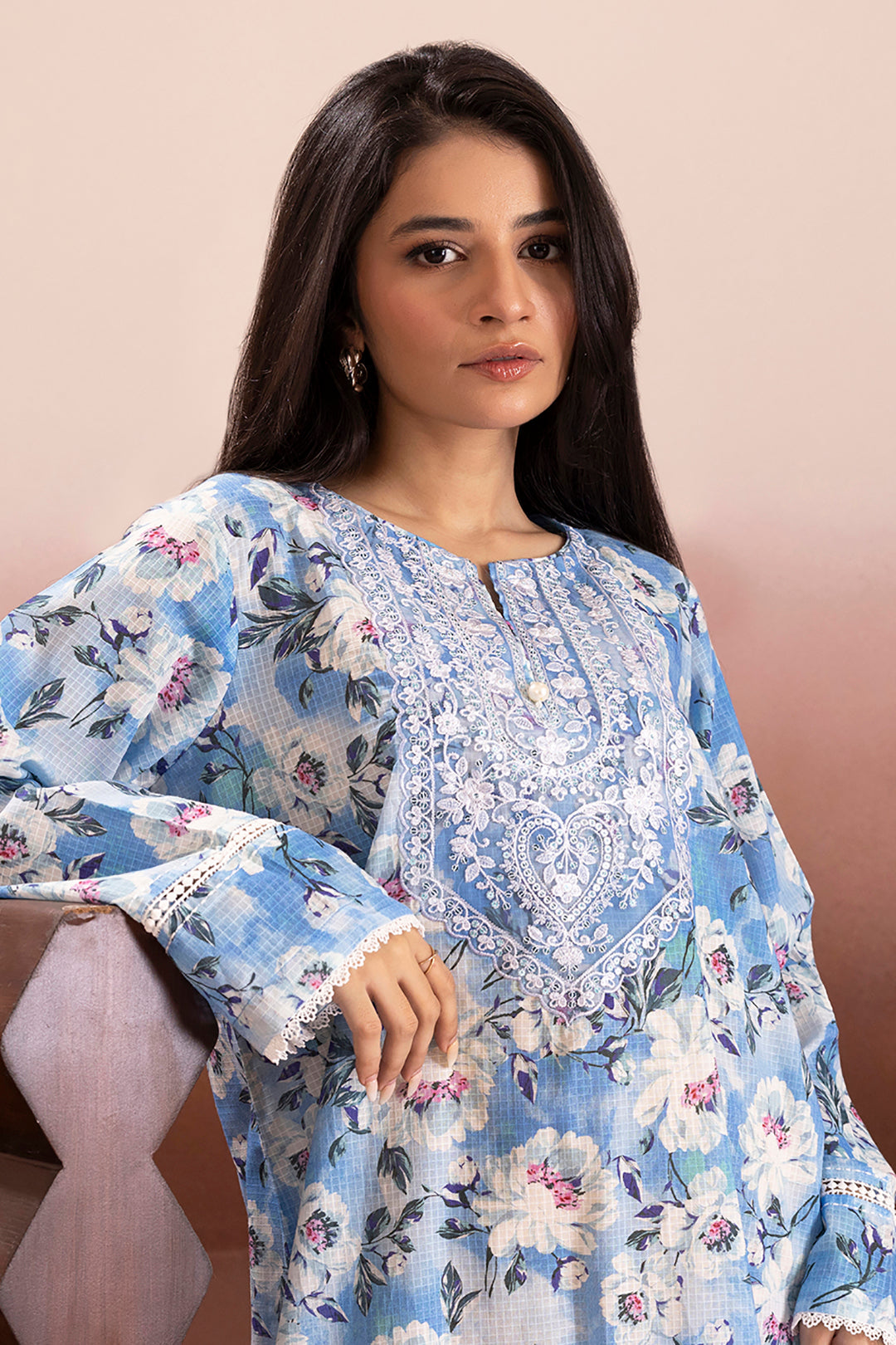 Embroidered Kurta Trouser - 2051