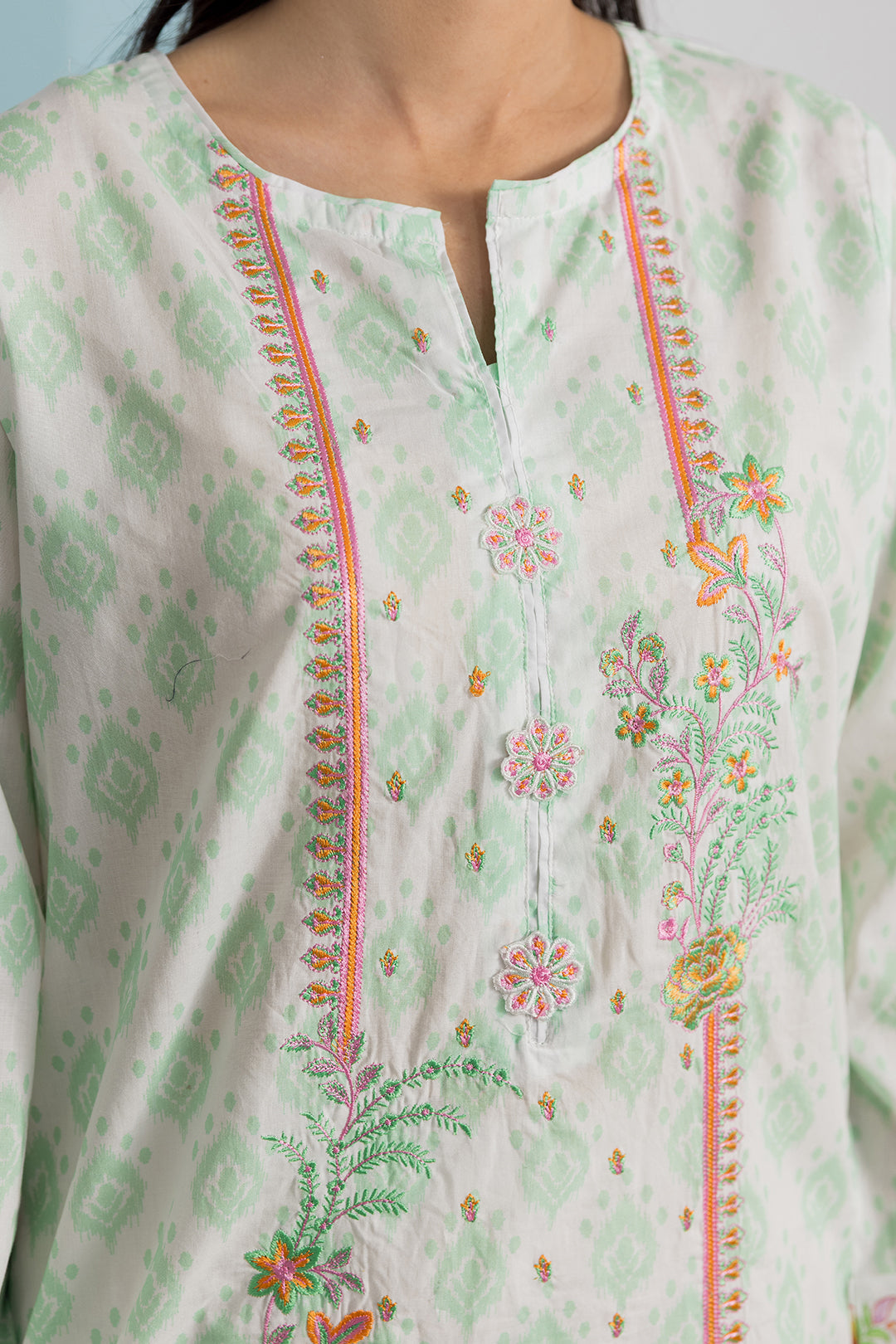 Embroidered Kurta Dupatta - 2290