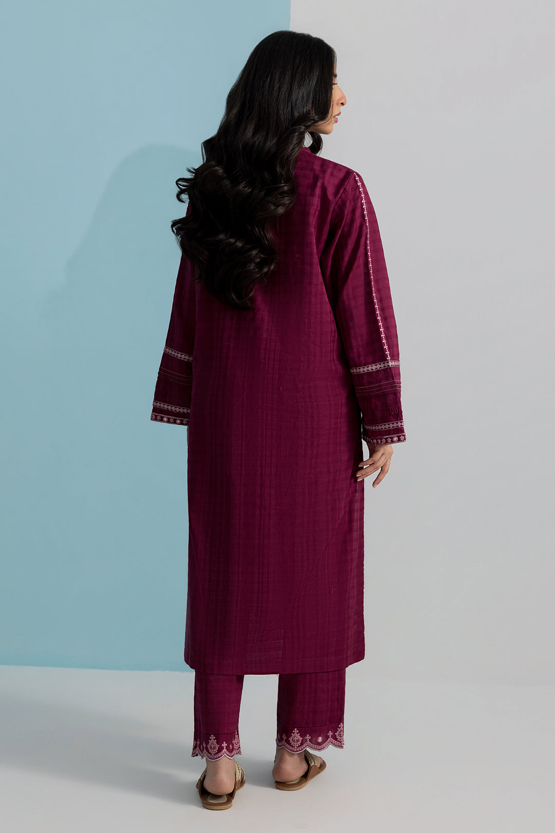 Embroidered Kurta Trouser - 2559