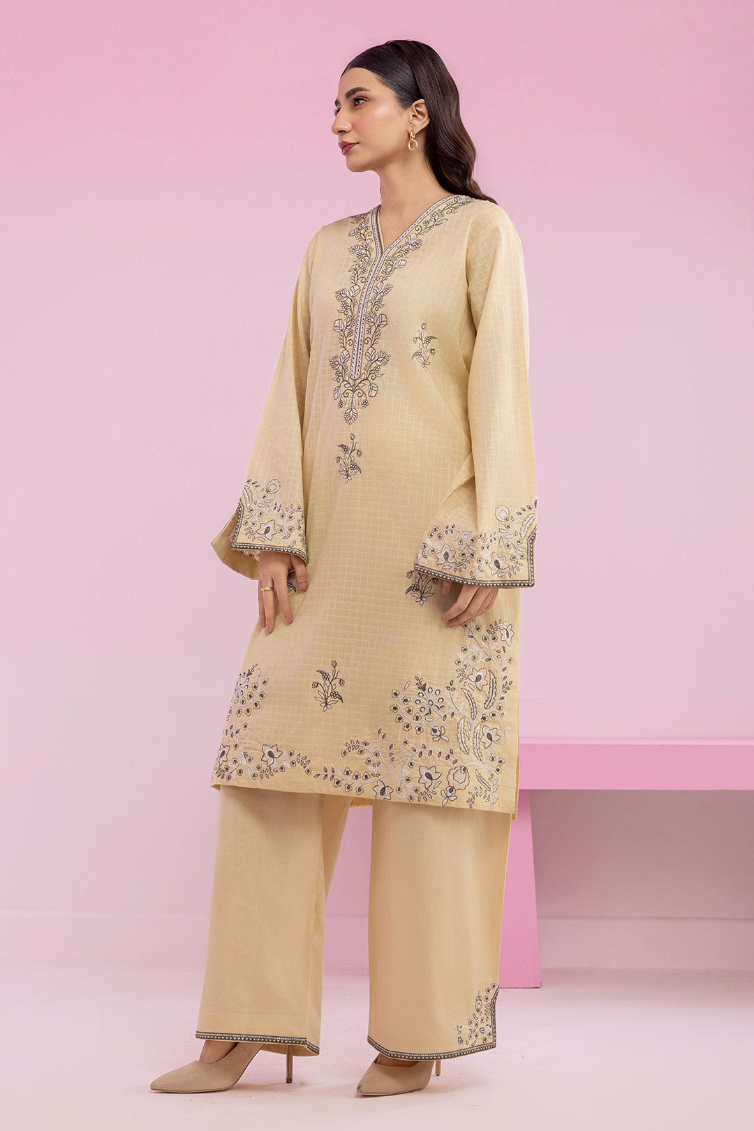 Embroidered Kurta Trouser - 2829